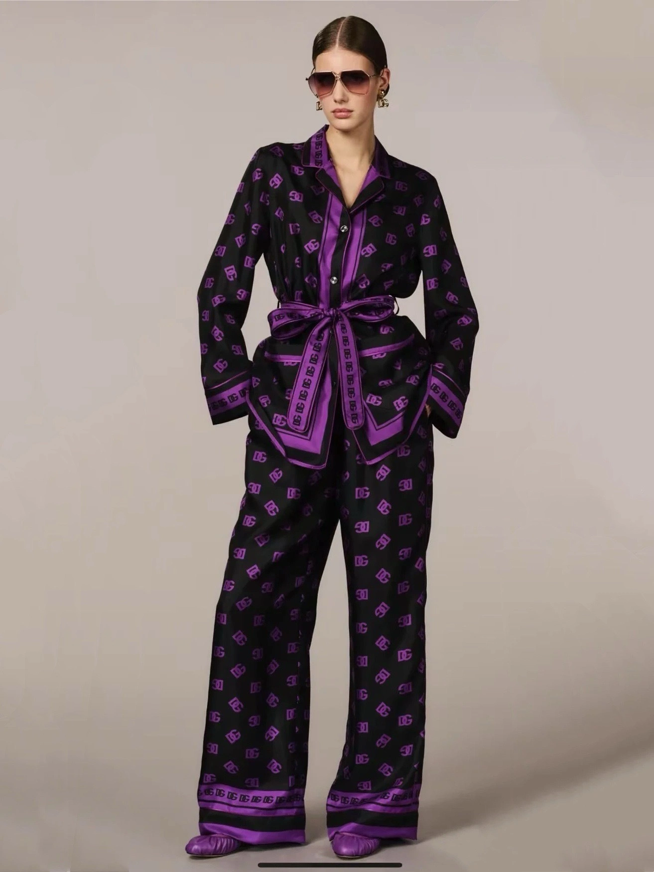 Victoria- 4o835& suit item:E-F044K0217
