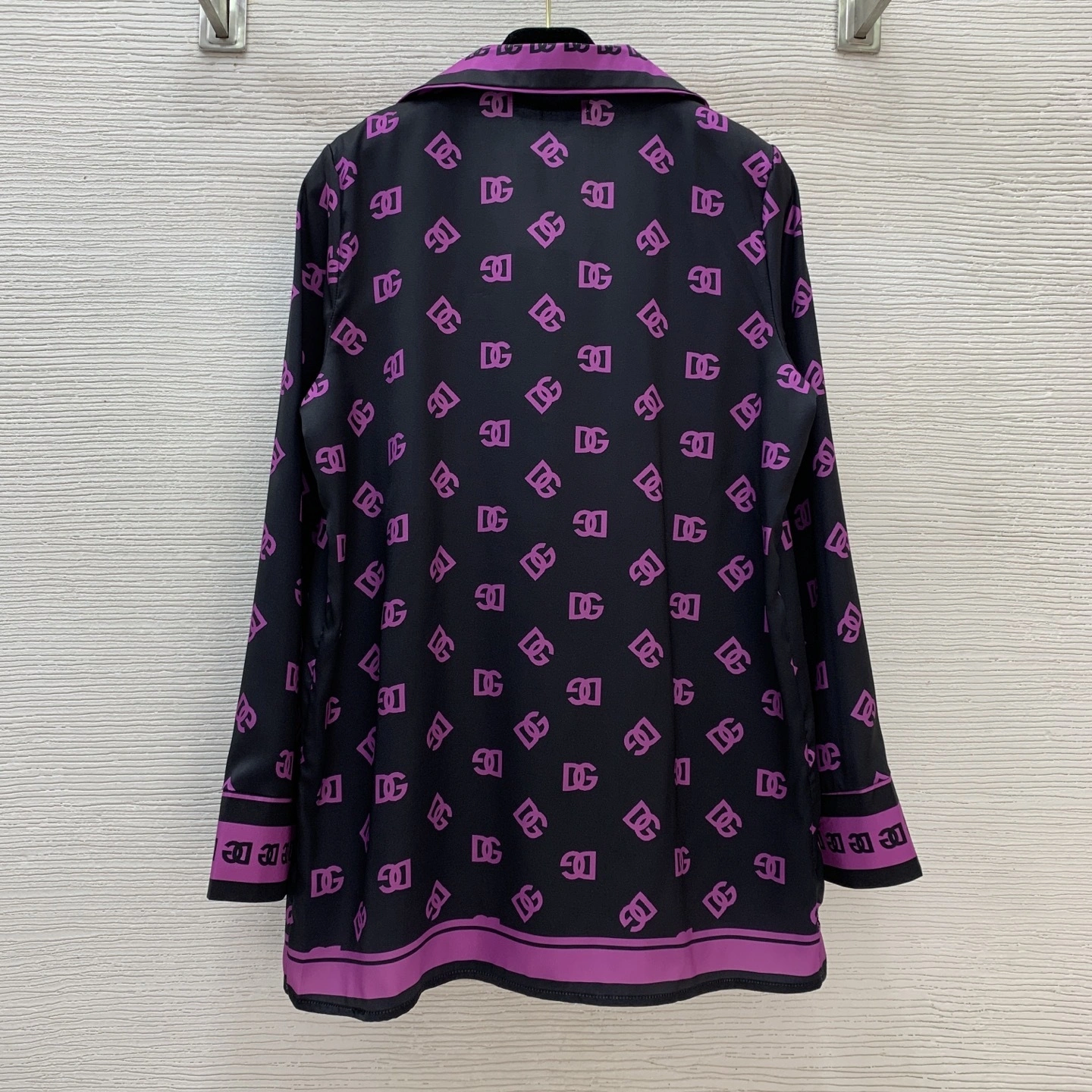 Victoria- 4o835& suit item:E-F044K0217