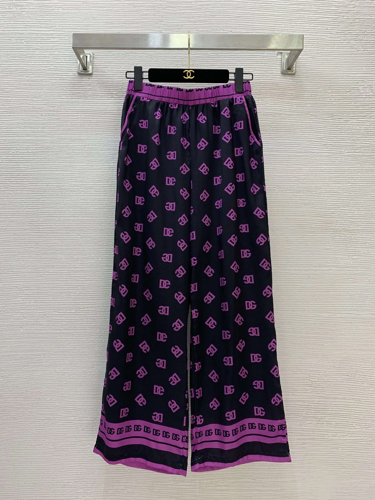 Victoria- 4o835& suit item:E-F044K0217