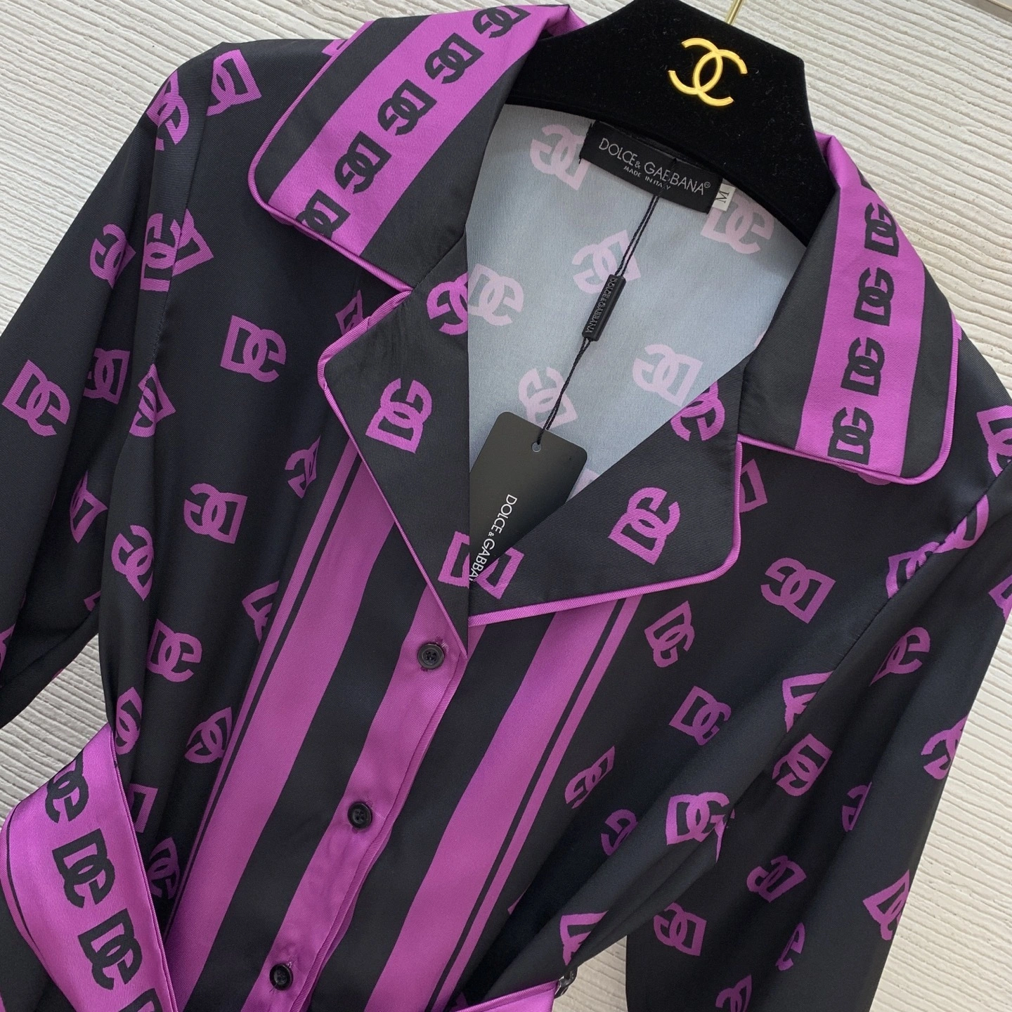 Victoria- 4o835& suit item:E-F044K0217