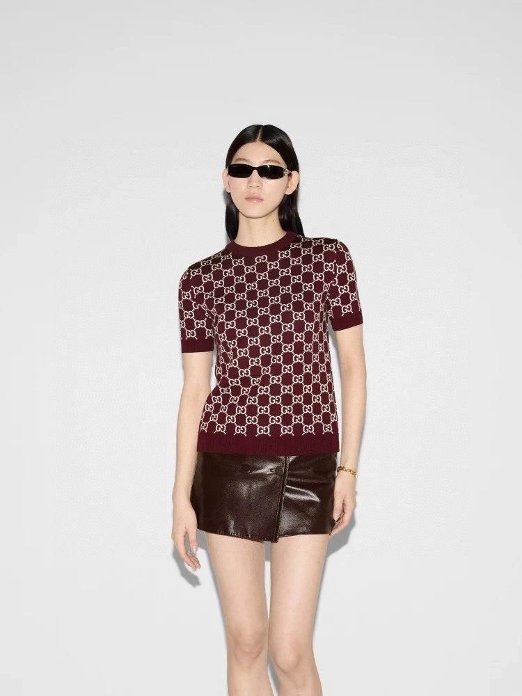 Victoria- 6u33i 100% wool item:E-F044A0309