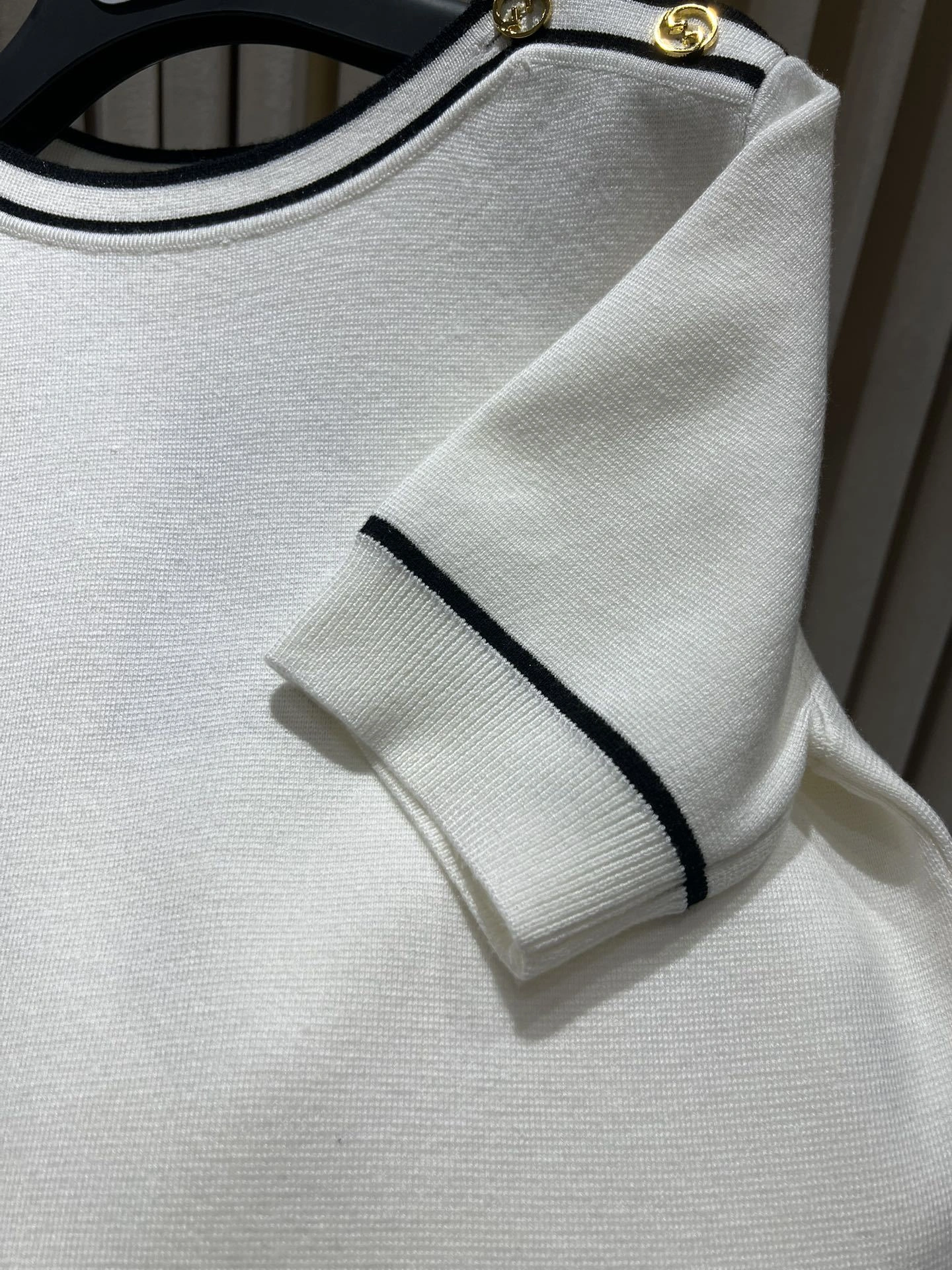 Victoria- 6u33i 25030509 wool item:E-F140D1116