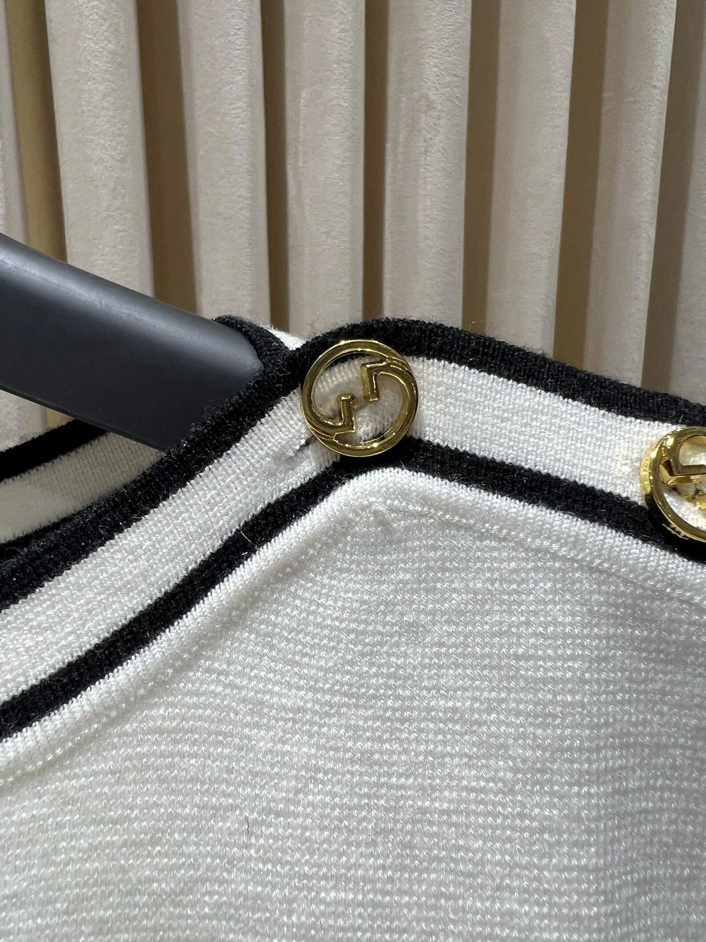 Victoria- 6u33i 25030509 wool item:E-F140D1116