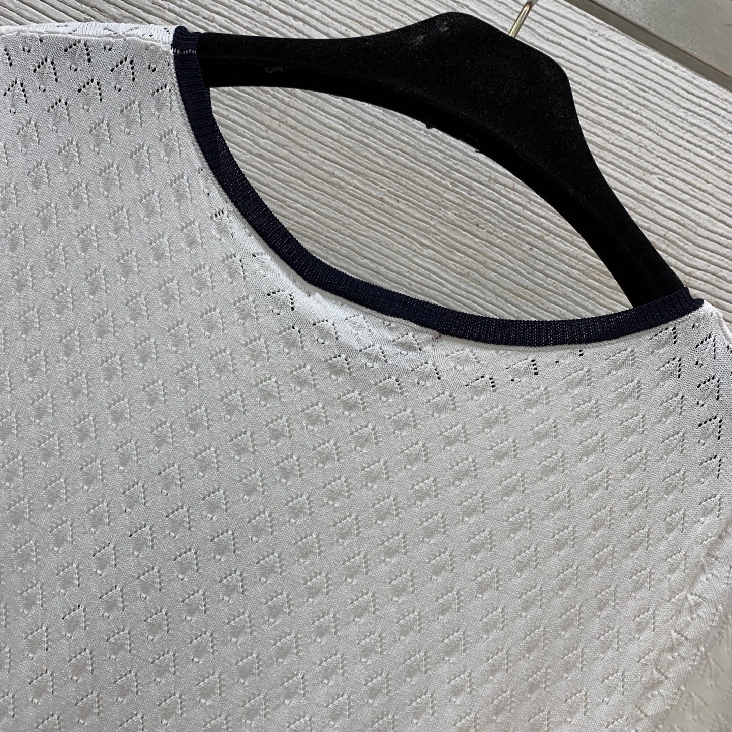 Victoria- 6u33i embroidery item:E-F044F0315