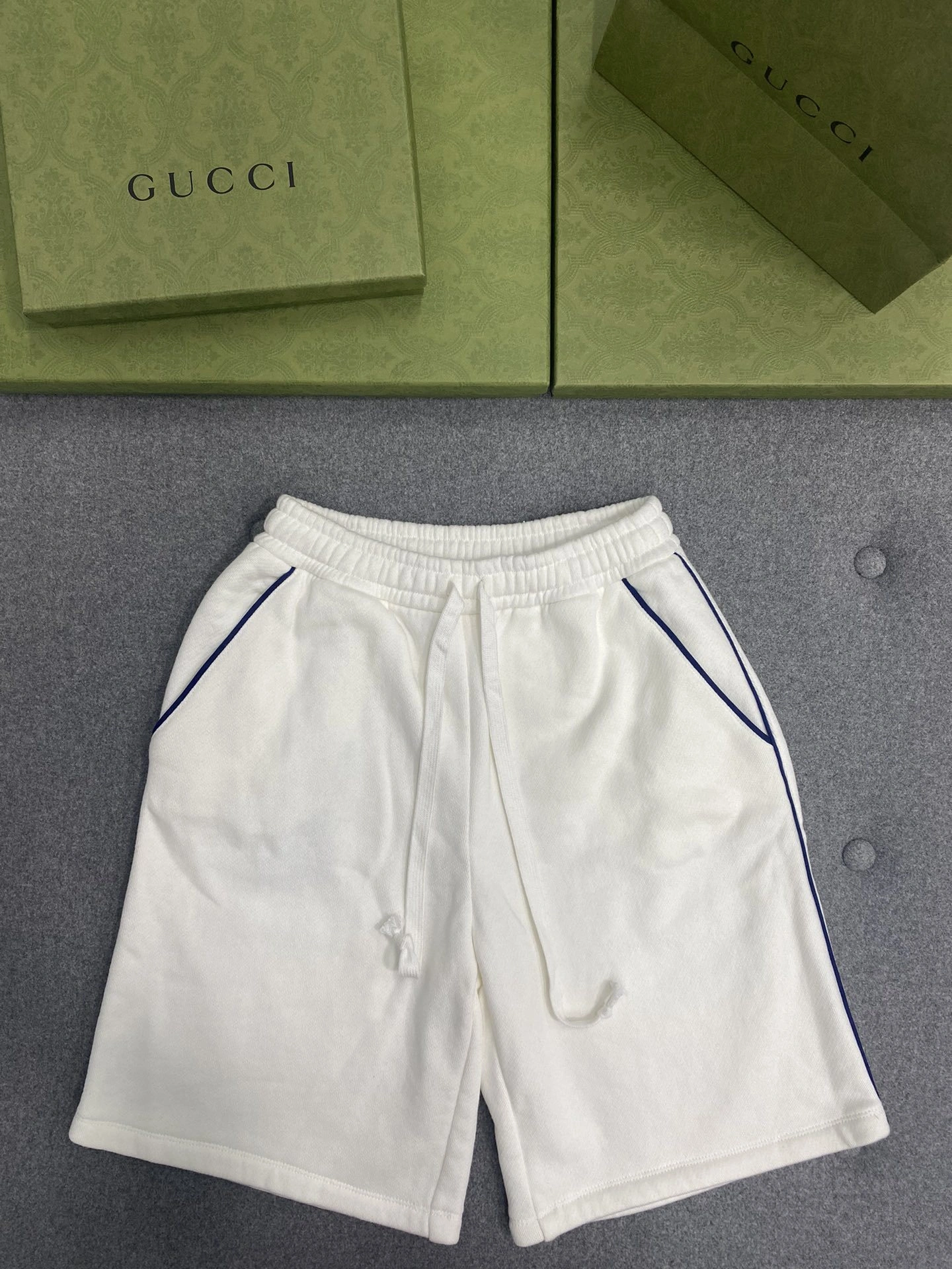 Victoria- 6u33i item:C-F801K3008