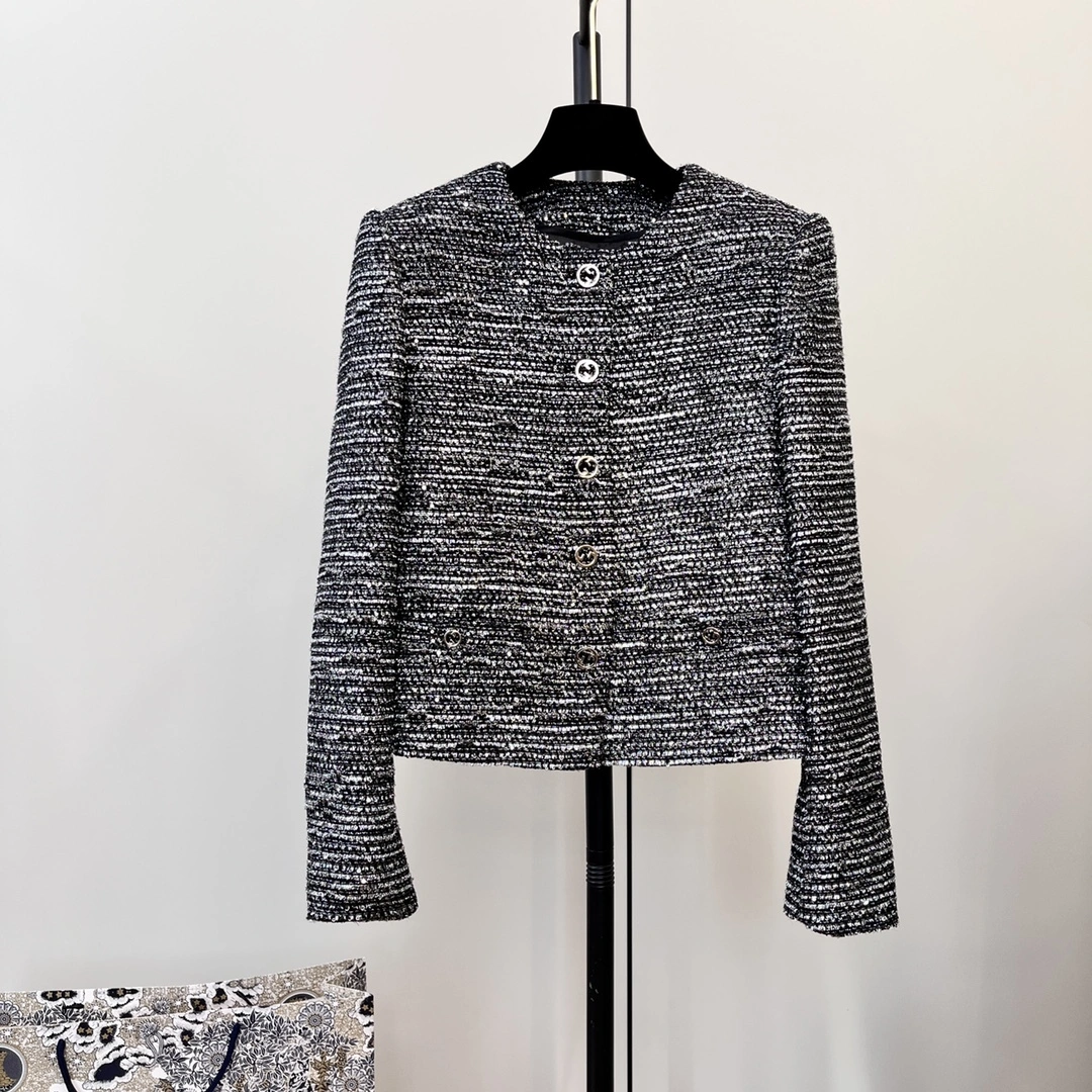 Victoria- 6u33i item:D-F245J3020