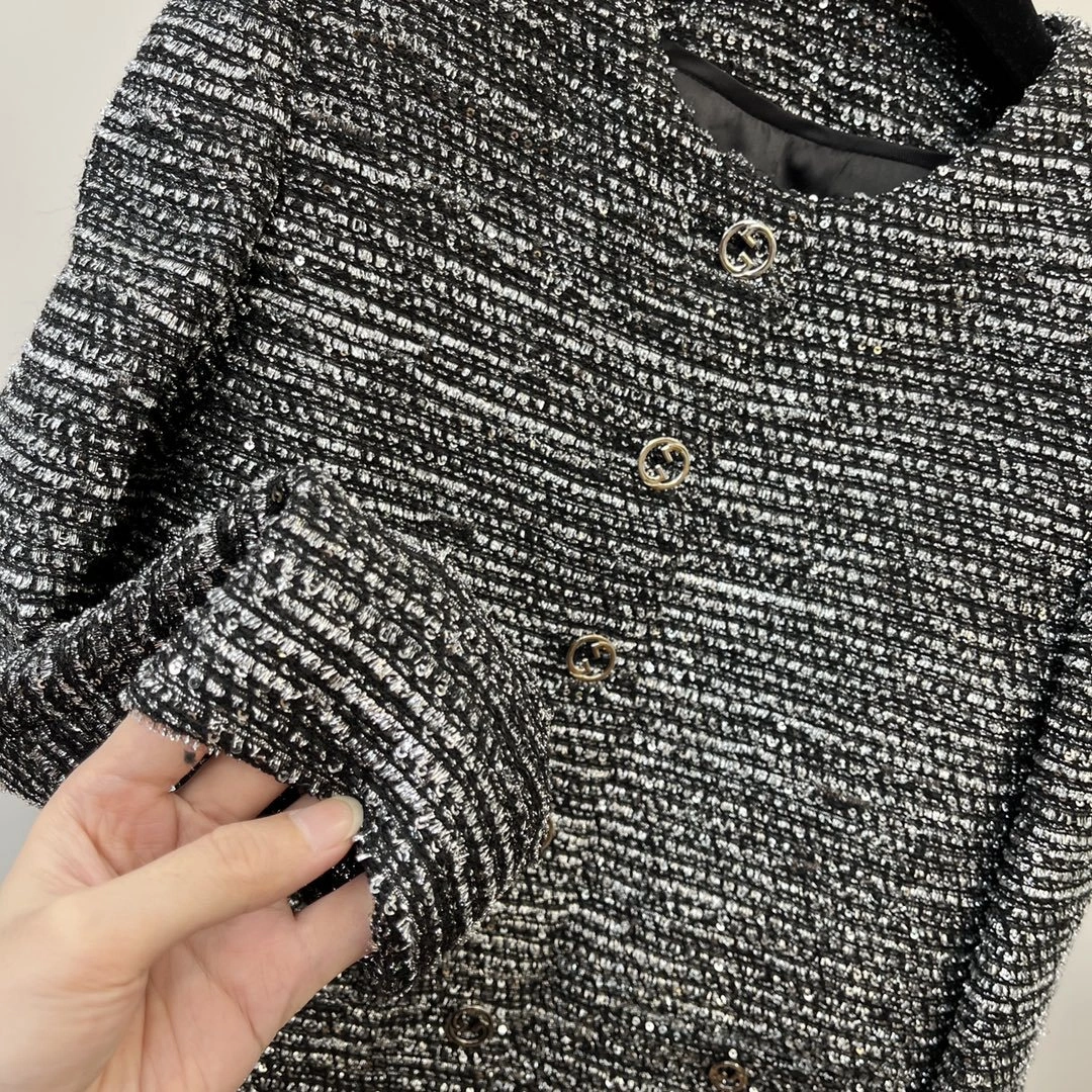 Victoria- 6u33i item:D-F245J3020