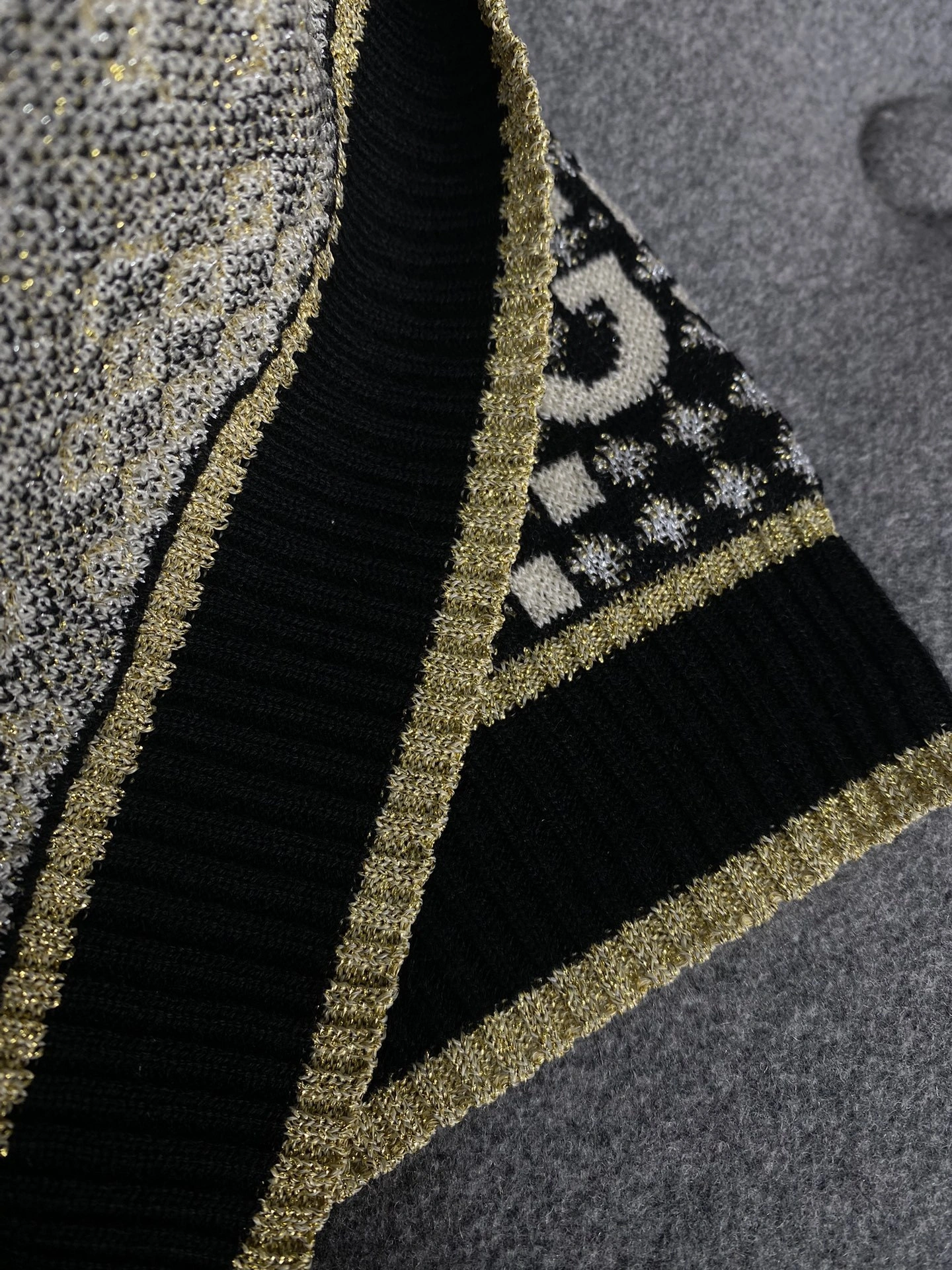 &Victoria- 6u33i wool item:C-F801G3016