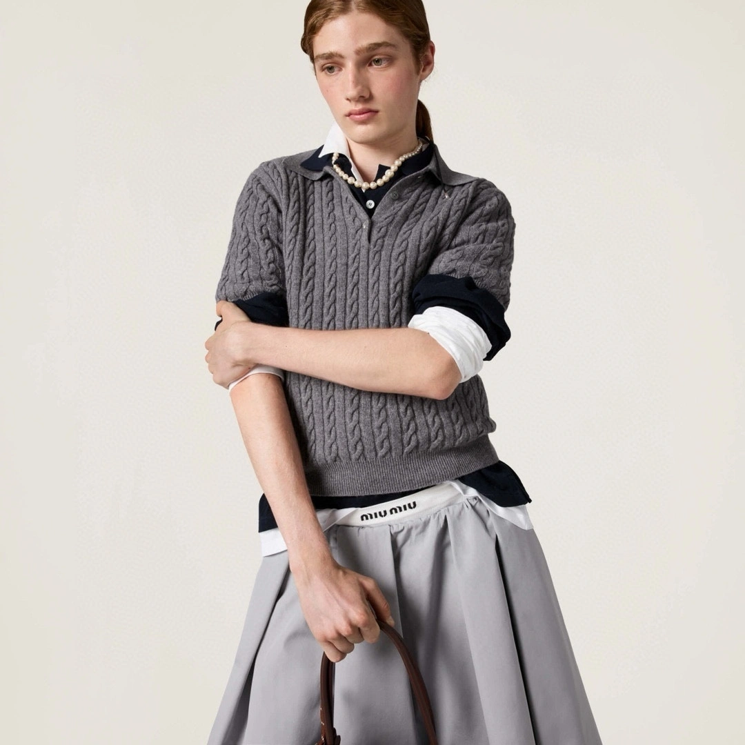 Victoria- 7iu7iu Cashmere 100% Cashmere item:D-F240J1022