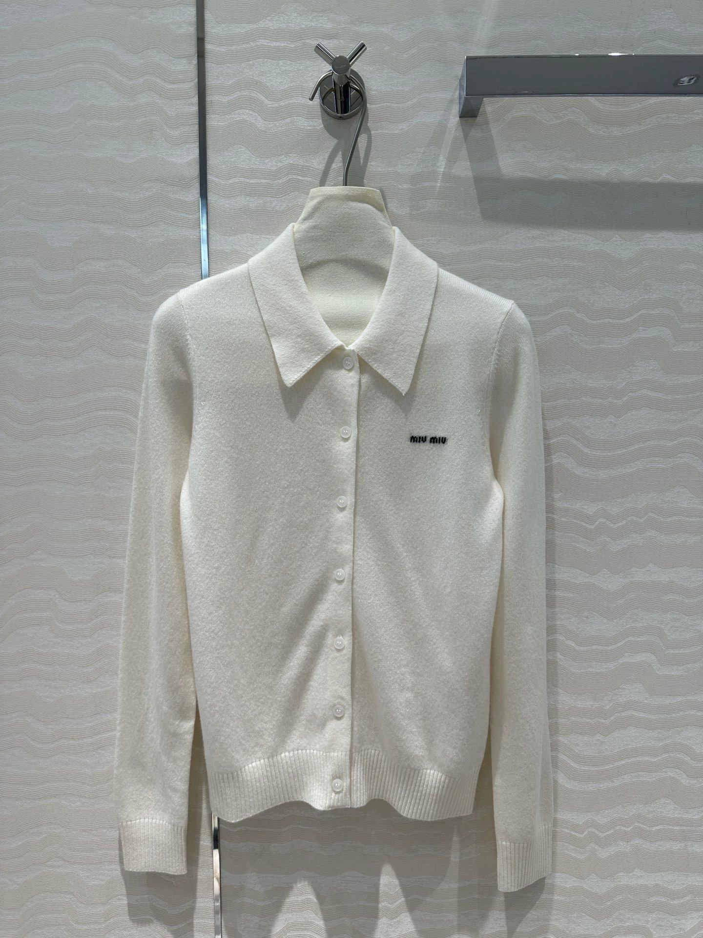 Victoria- 7iu7iu Cashmere 3colour item:D-F240H2612-3