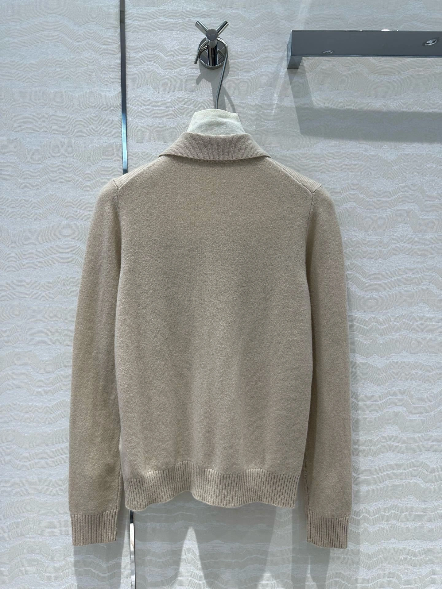 Victoria- 7iu7iu Cashmere 3colour item:D-F240H2612-3