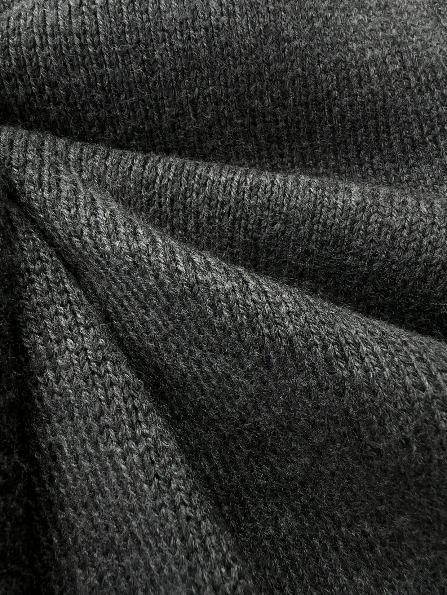Victoria- 7iu7iu Cashmere Silkworm item:D-F245J3025