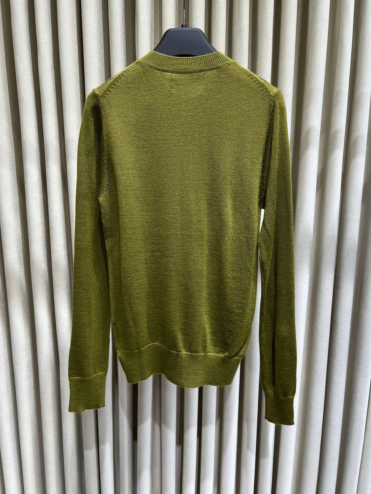 Victoria- 7iu7iu Cashmere item:D-F140J5209