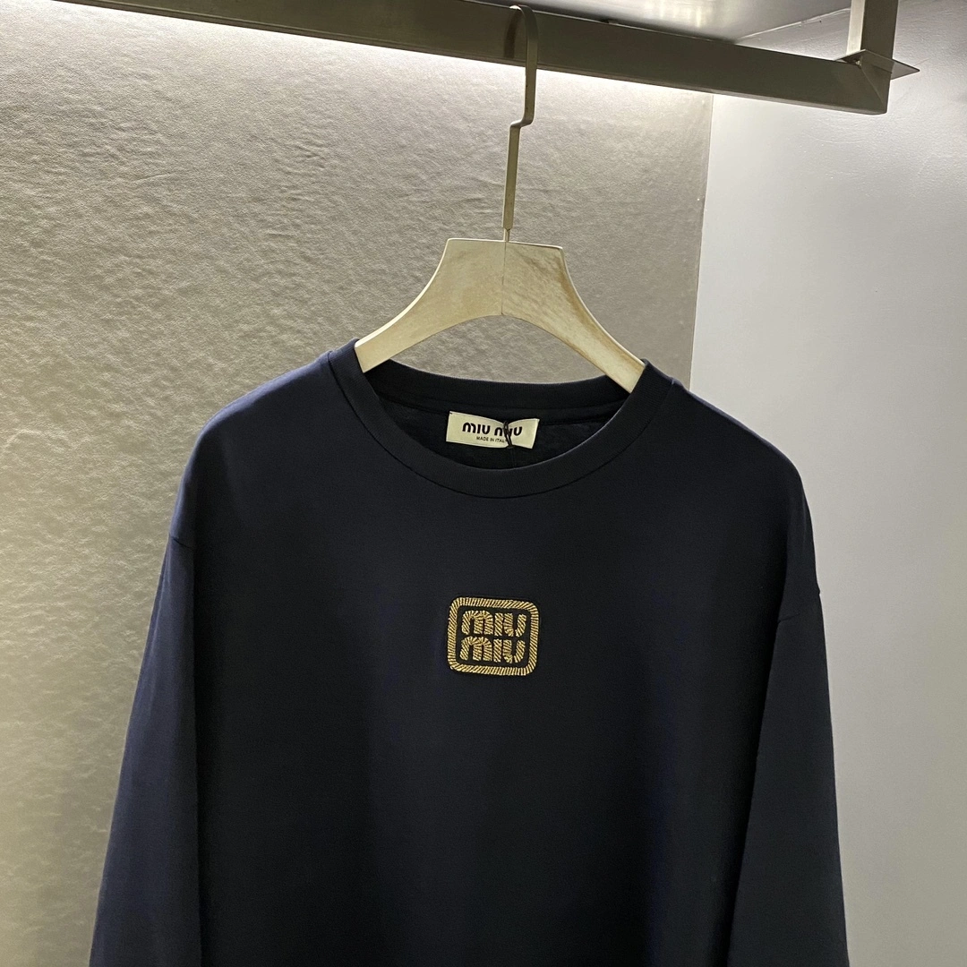 Victoria- 7iu7iu Embroidery oversized item:D-F361H3131