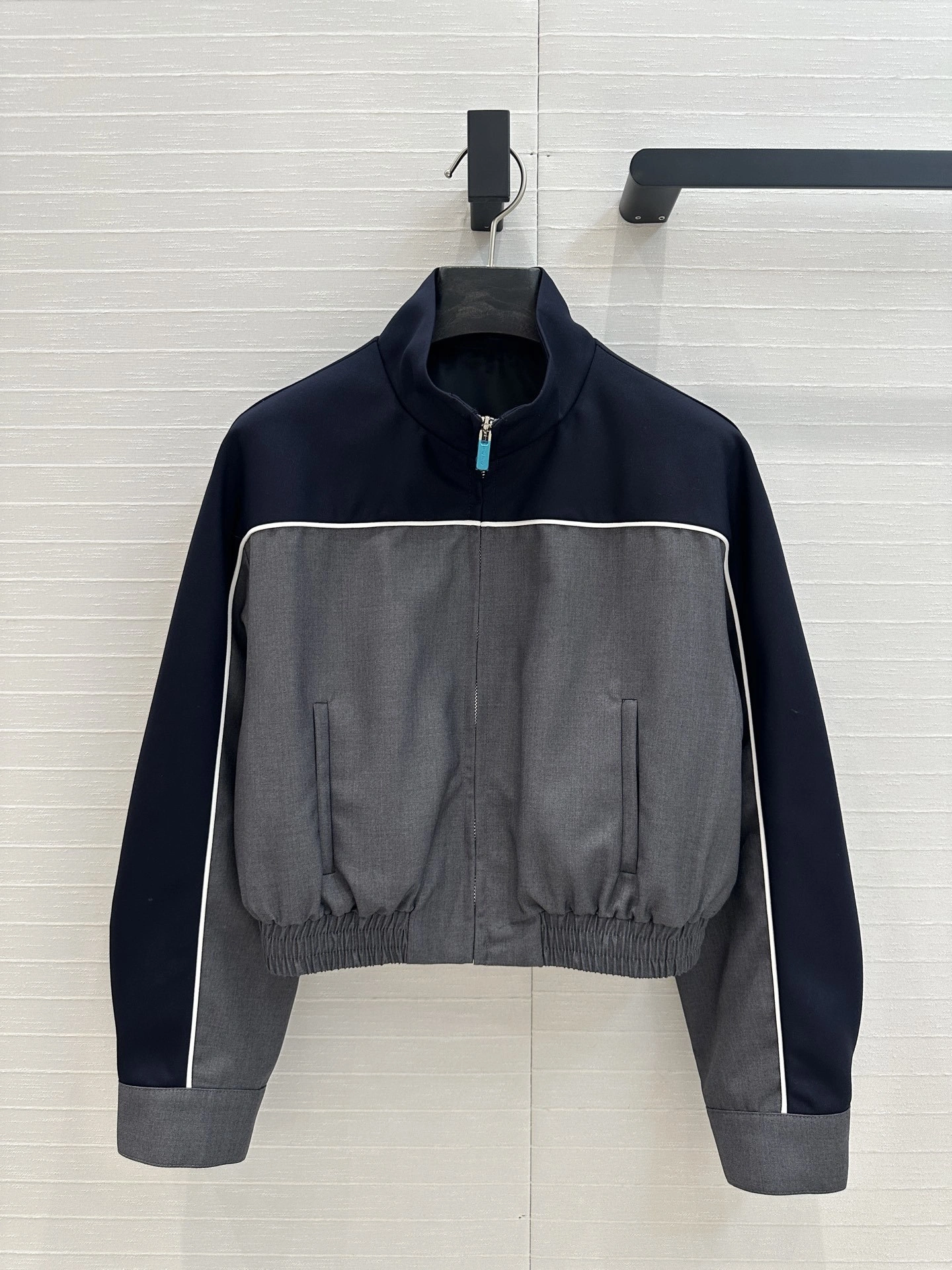 Victoria- 7iu7iu Suit item:E-F240B2306