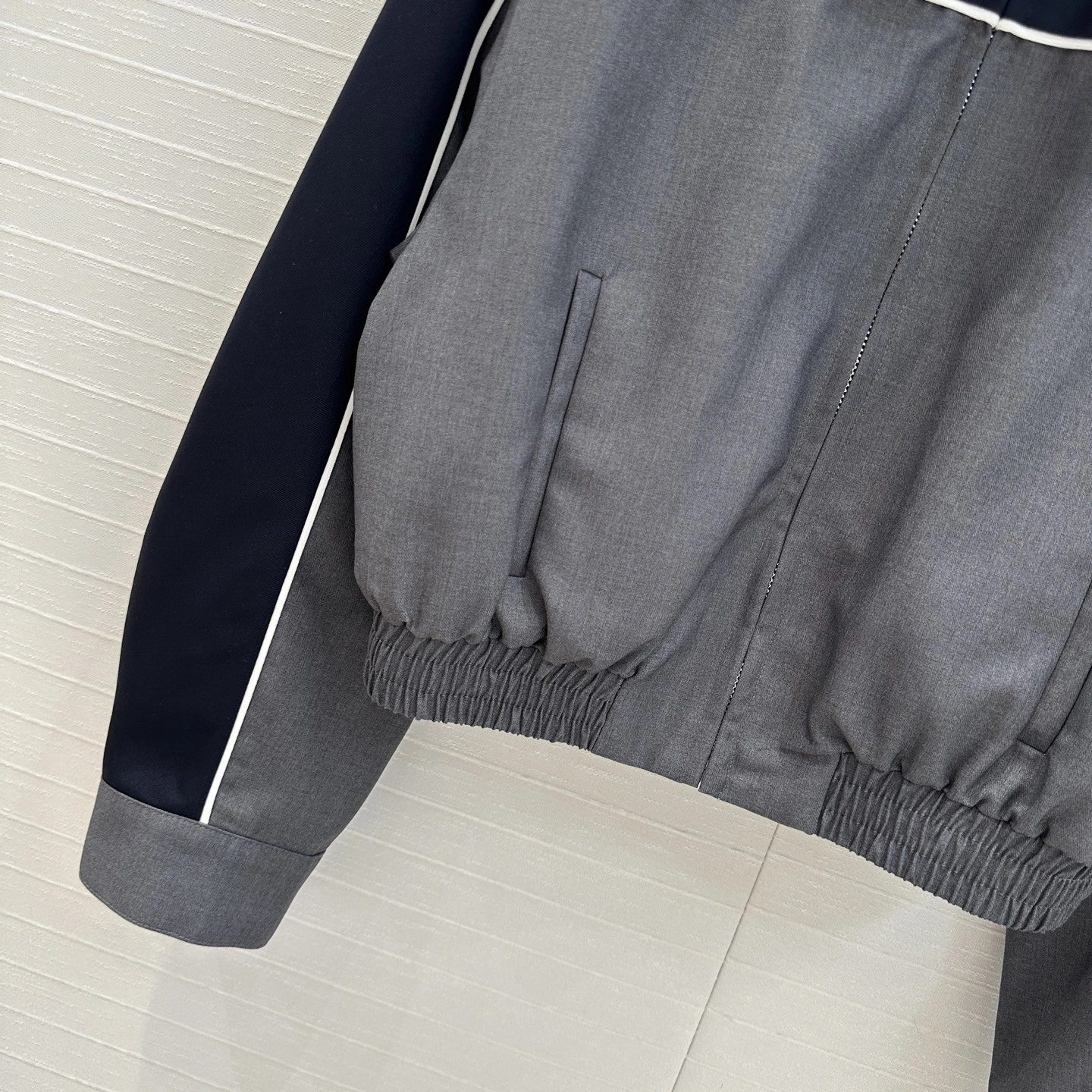 Victoria- 7iu7iu Suit item:E-F240B2306