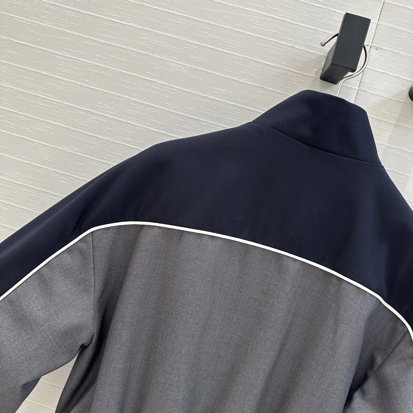 Victoria- 7iu7iu Suit item:E-F240B2306