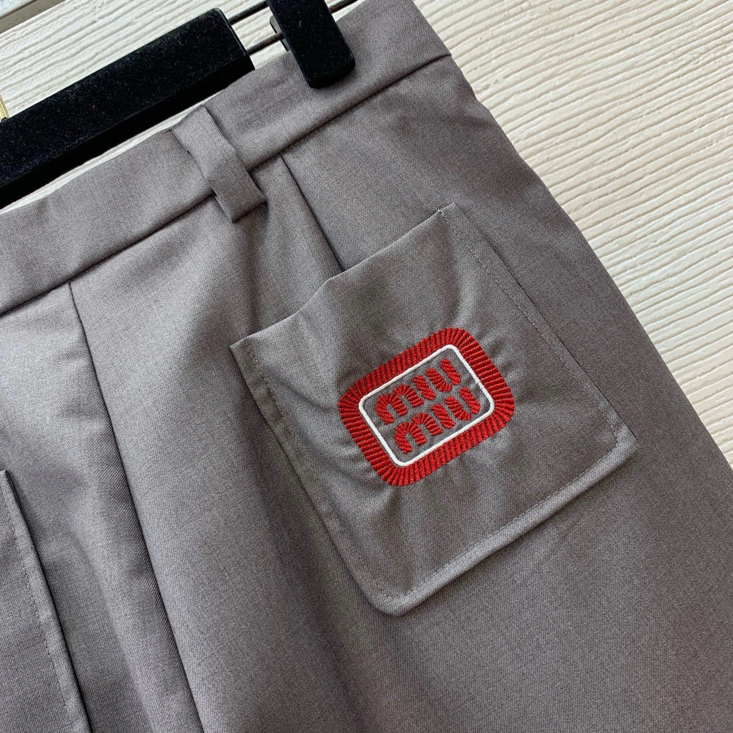 Victoria- 7iu7iu embroidery D25040244 item:E-F044D1138