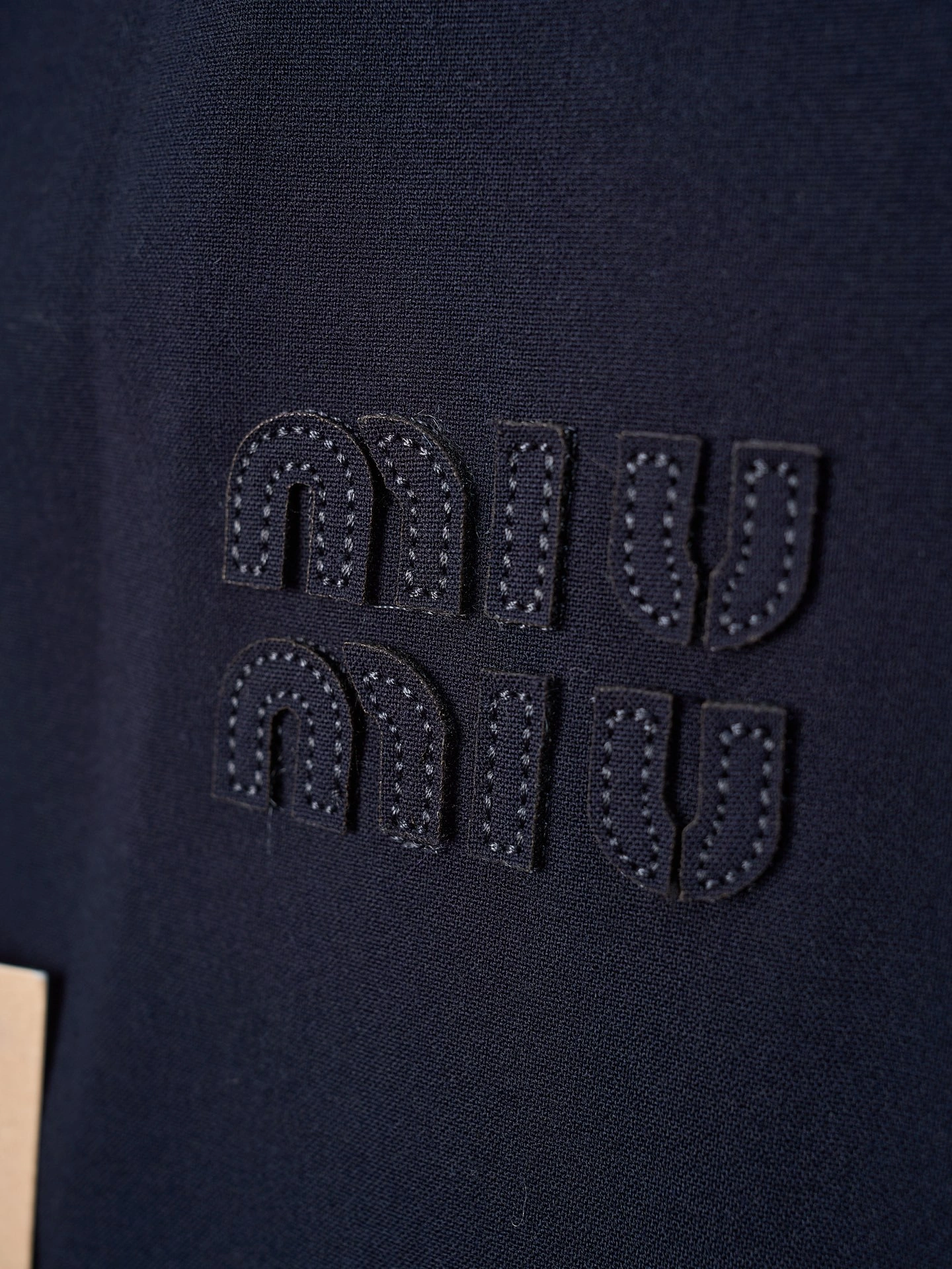 Victoria- 7iu7iu embroidery item:E-F431I2126