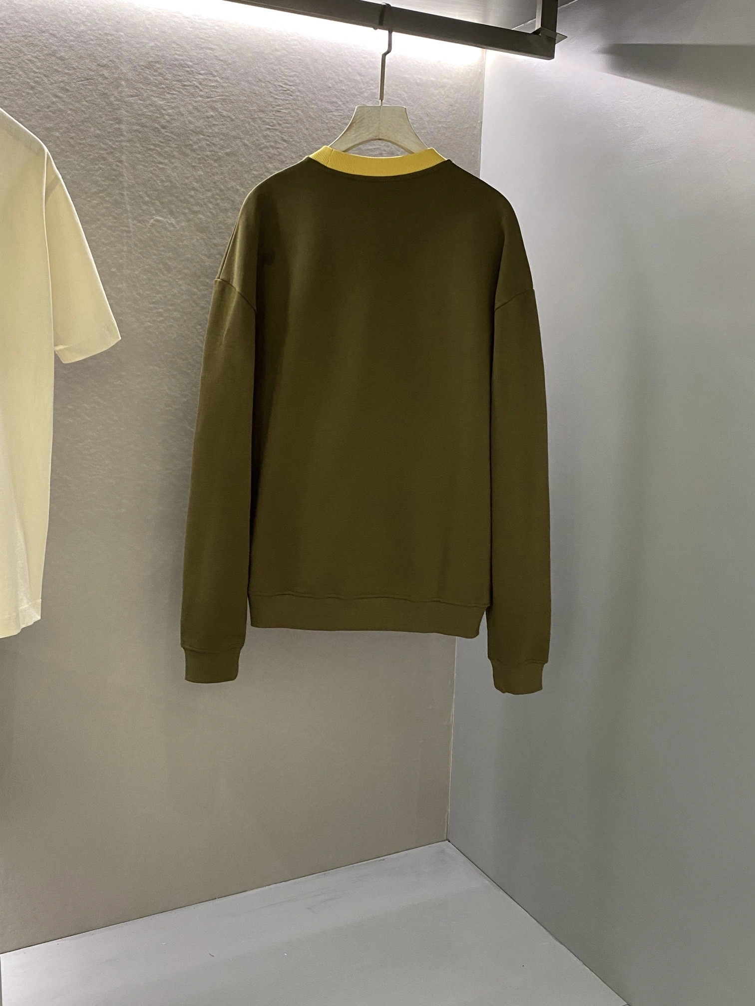 Victoria- 7iu7iu oversized item:D-F361H3130