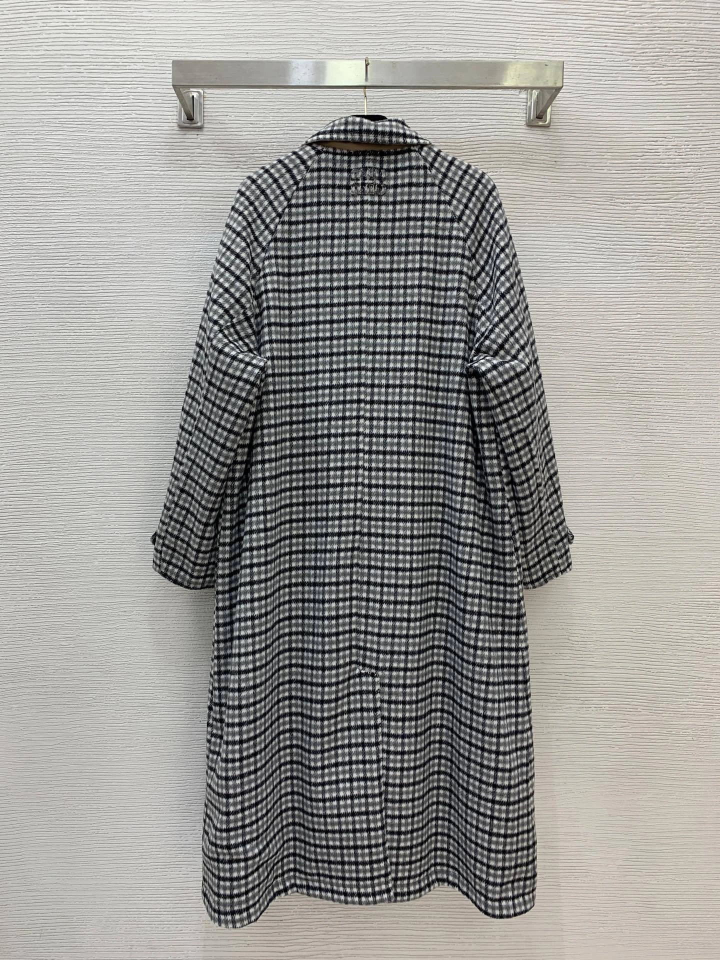 Victoria- 7iu7iu reversible item:E-F044K0235