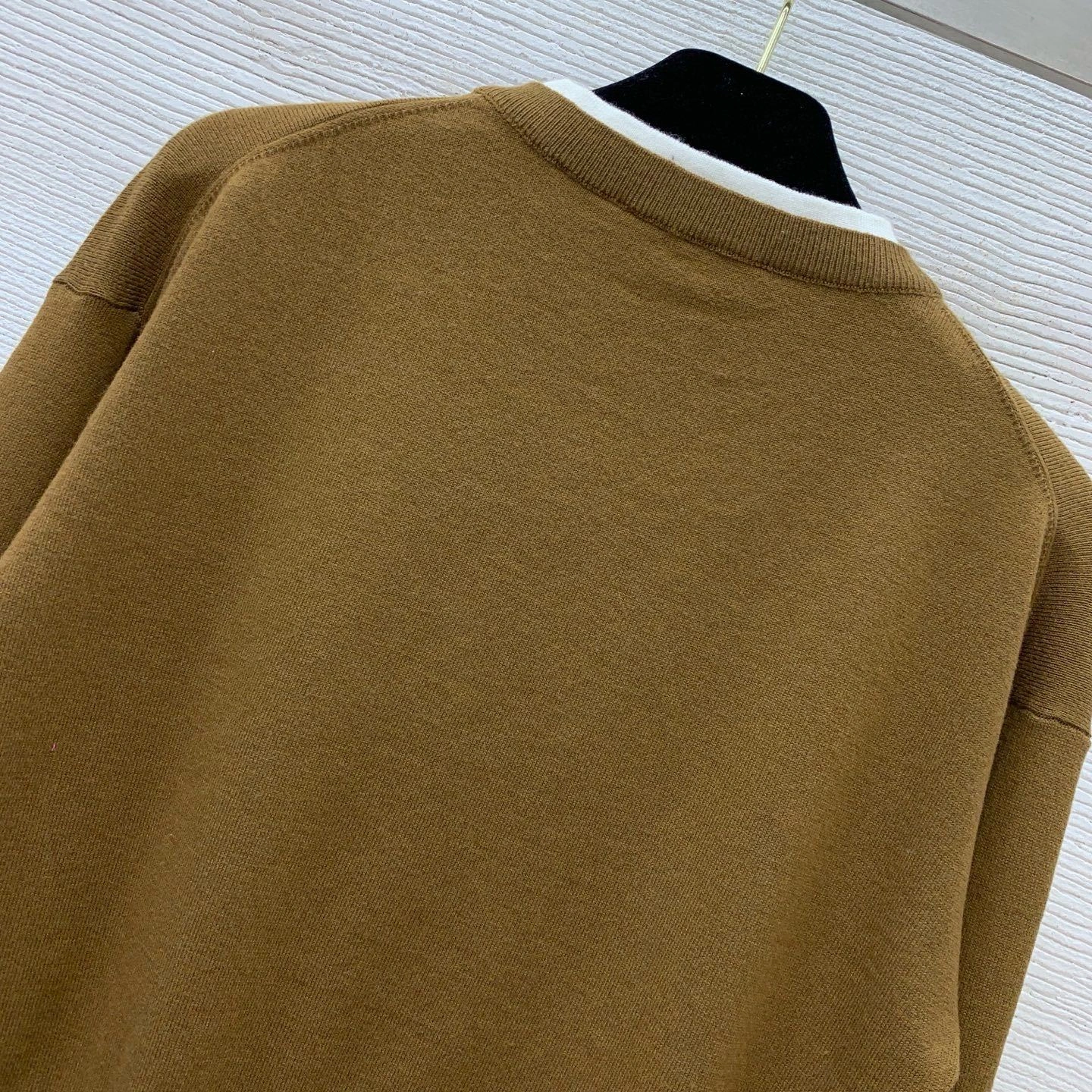 Victoria- 7iu7iu wool 2colour item: E-F044J0537-2