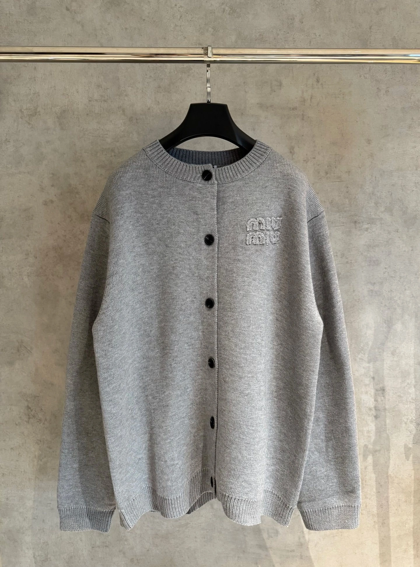Victoria- 7iu7iu wool embroidery oversize item:E-F000H2201