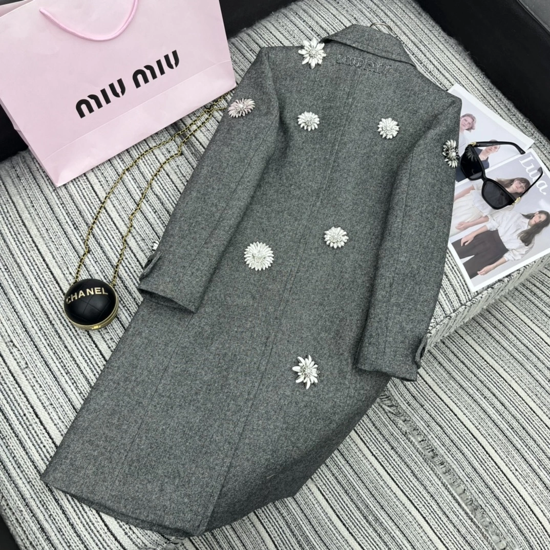 Victoria- 7iu7iu wool item:D-F244K1822