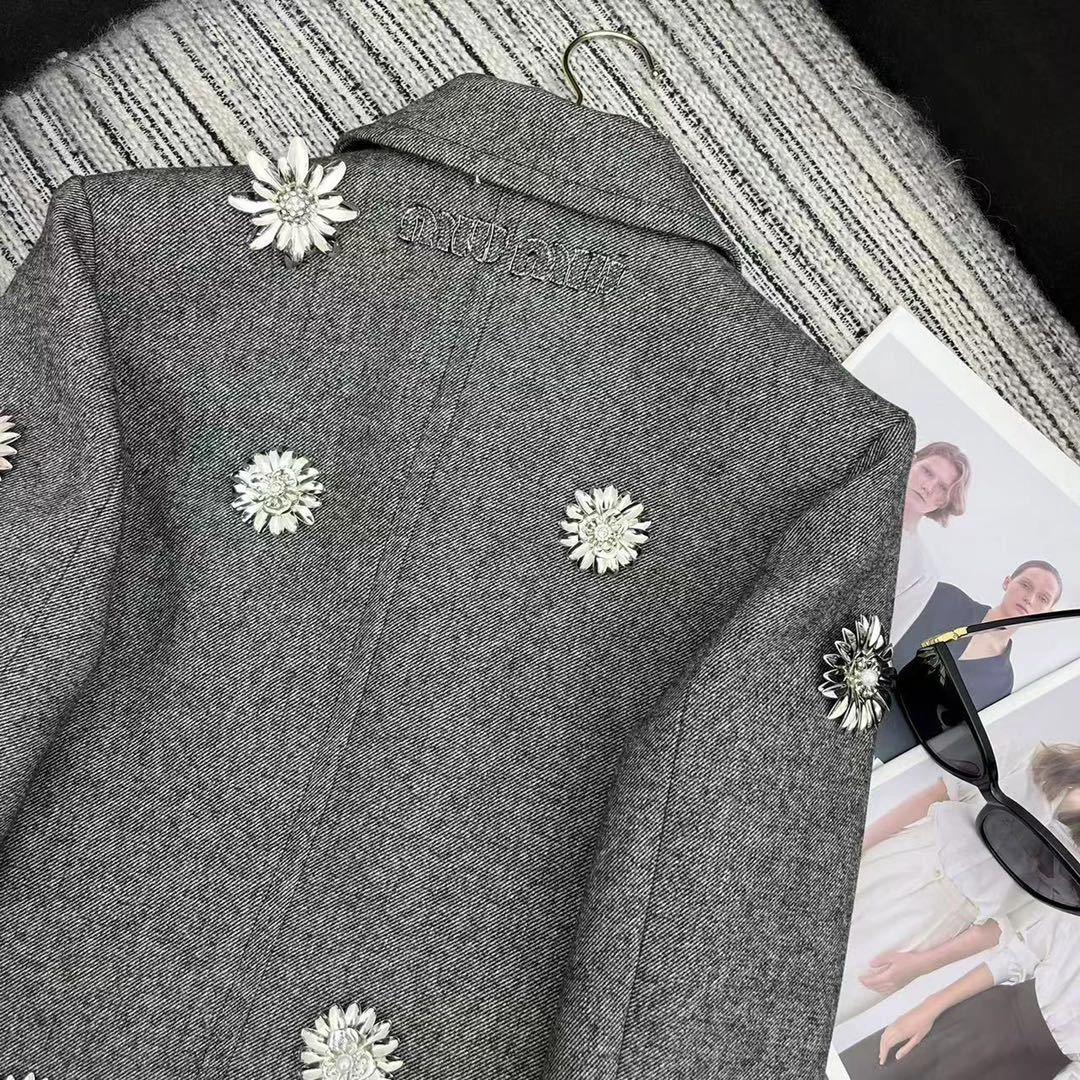 Victoria- 7iu7iu wool item:D-F244K1822