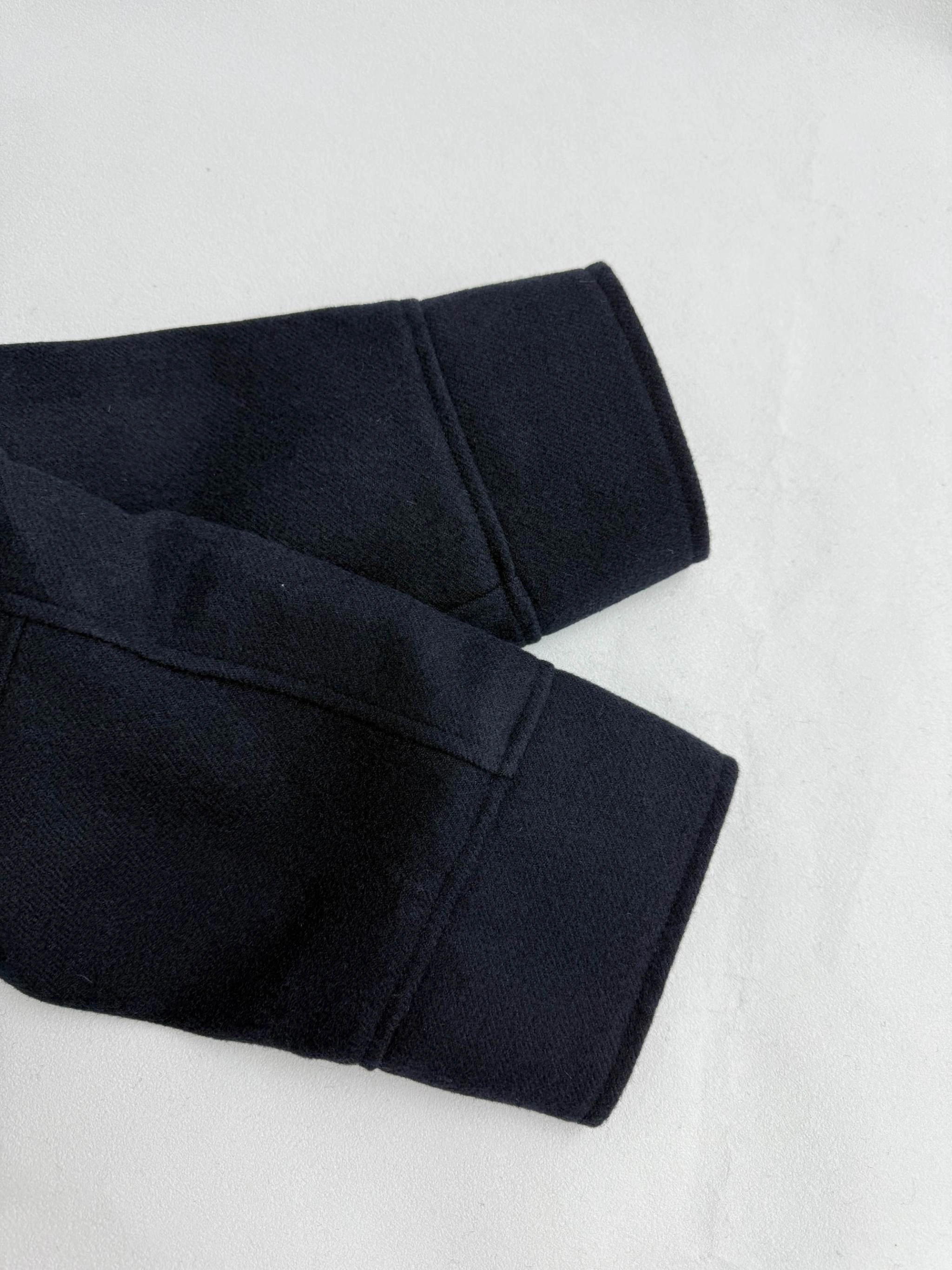 Victoria- 7iu7iu wool item:E-F431J2617