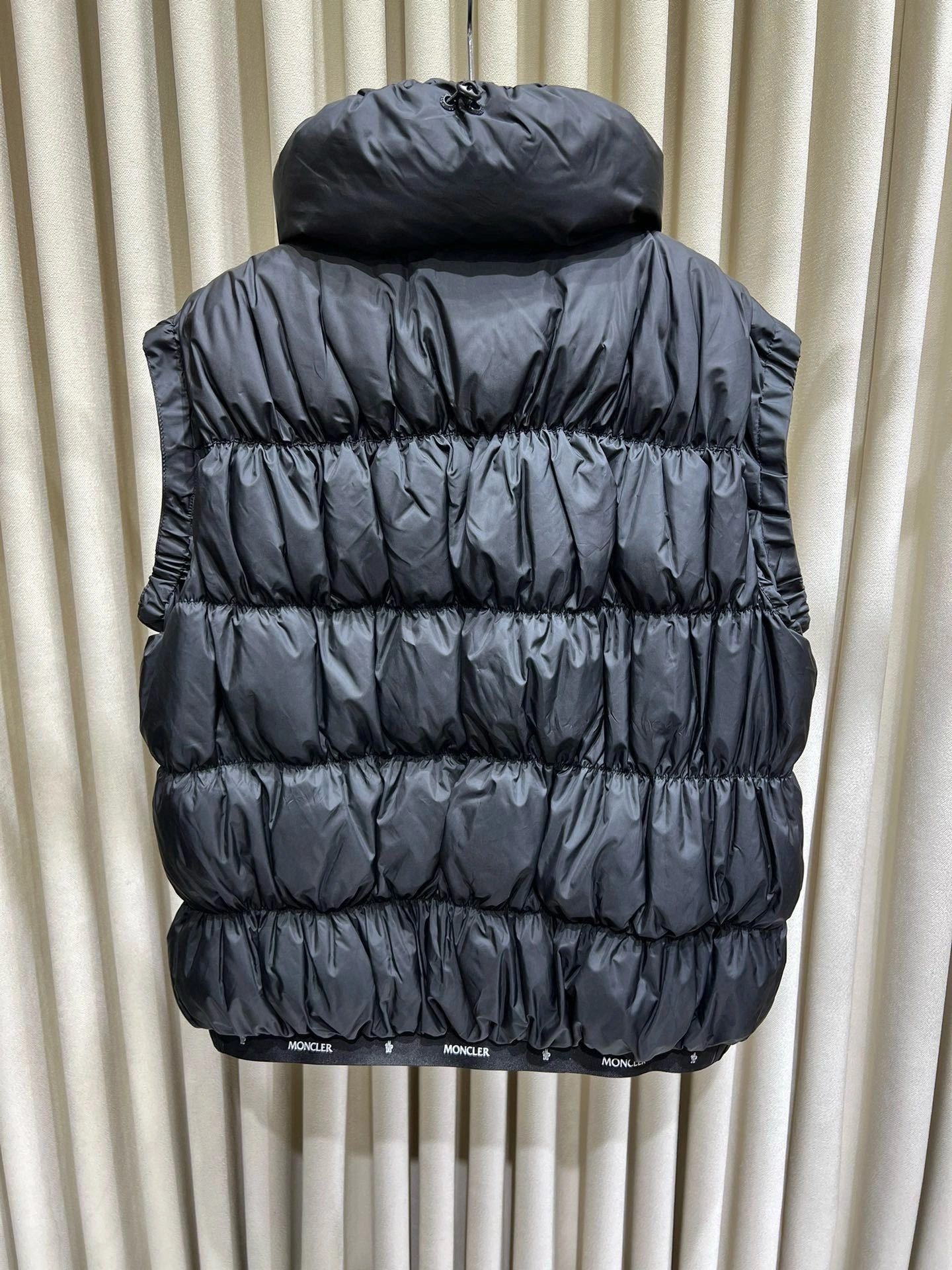 Victoria- 7o9385r 2colour item:D-F140J5229-2