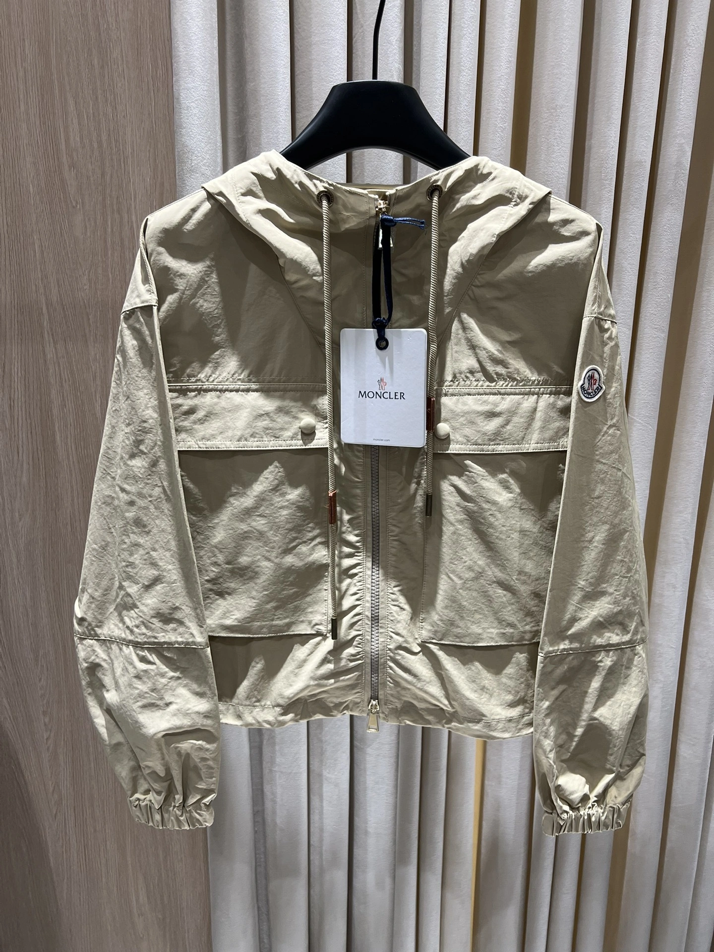 Victoria- 7o9385r 3colour item:E-F140I2755-3H