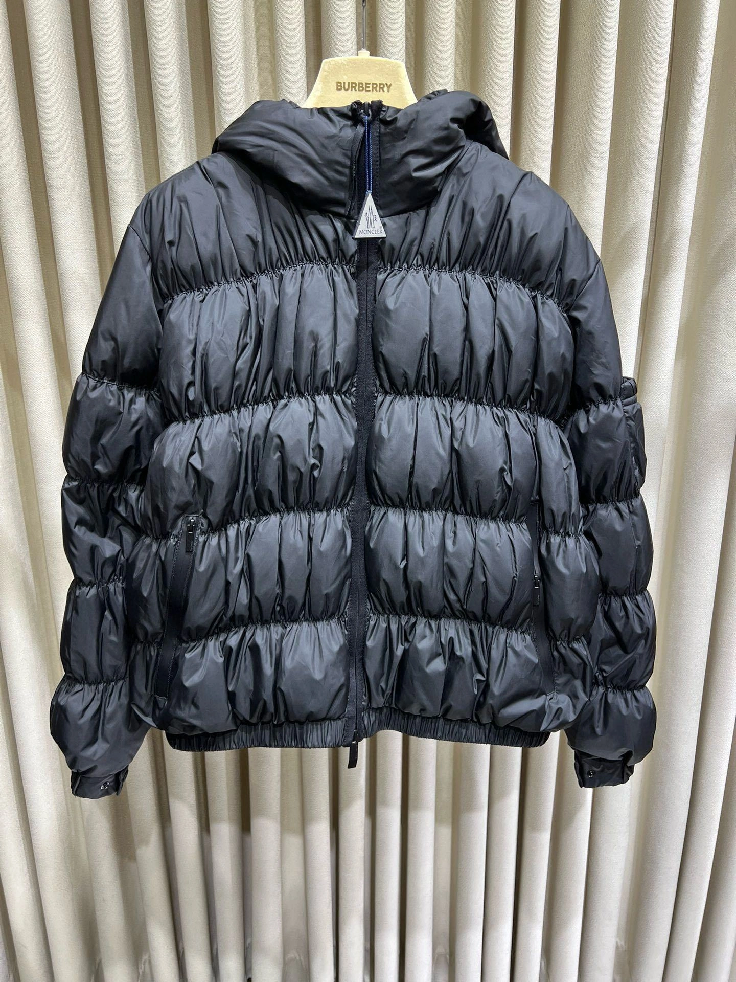 Victoria- 7o9385r Down Jacket 2colour item:D-F140J5230-2
