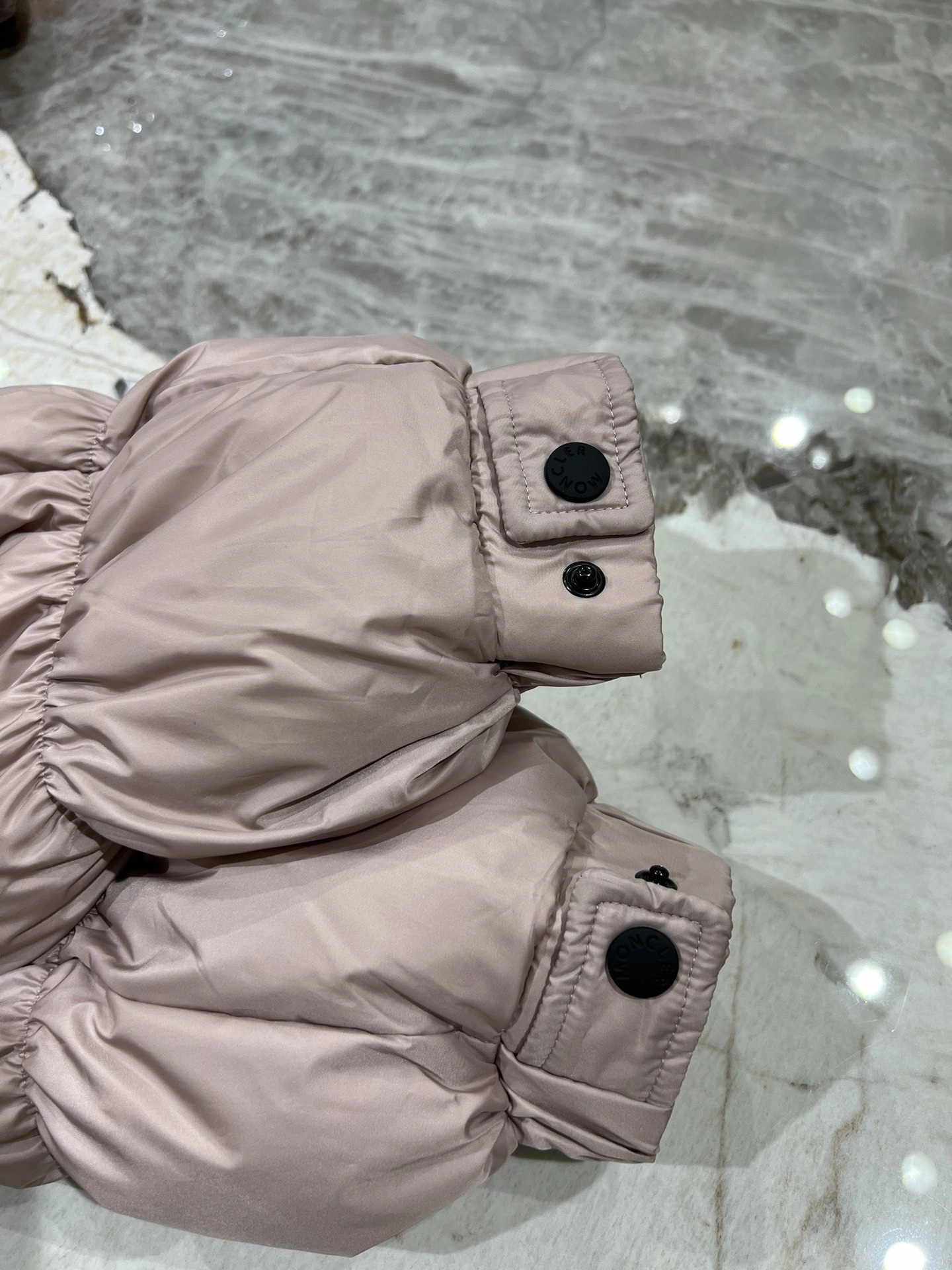 Victoria- 7o9385r Down Jacket 2colour item:D-F140J5230-2