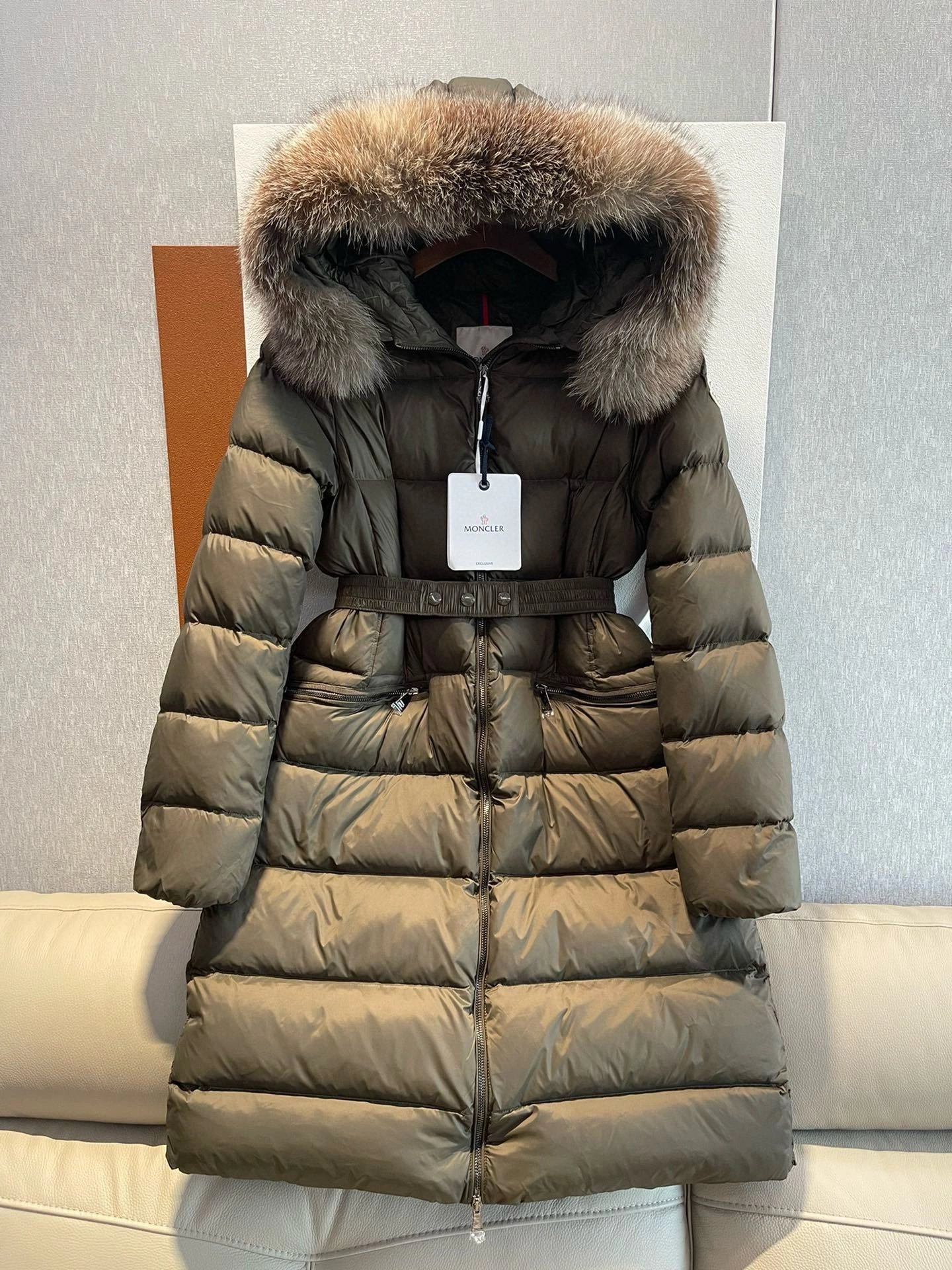 Victoria- 7o9385r Down Jacket 3colour item:D-F205I0809-3