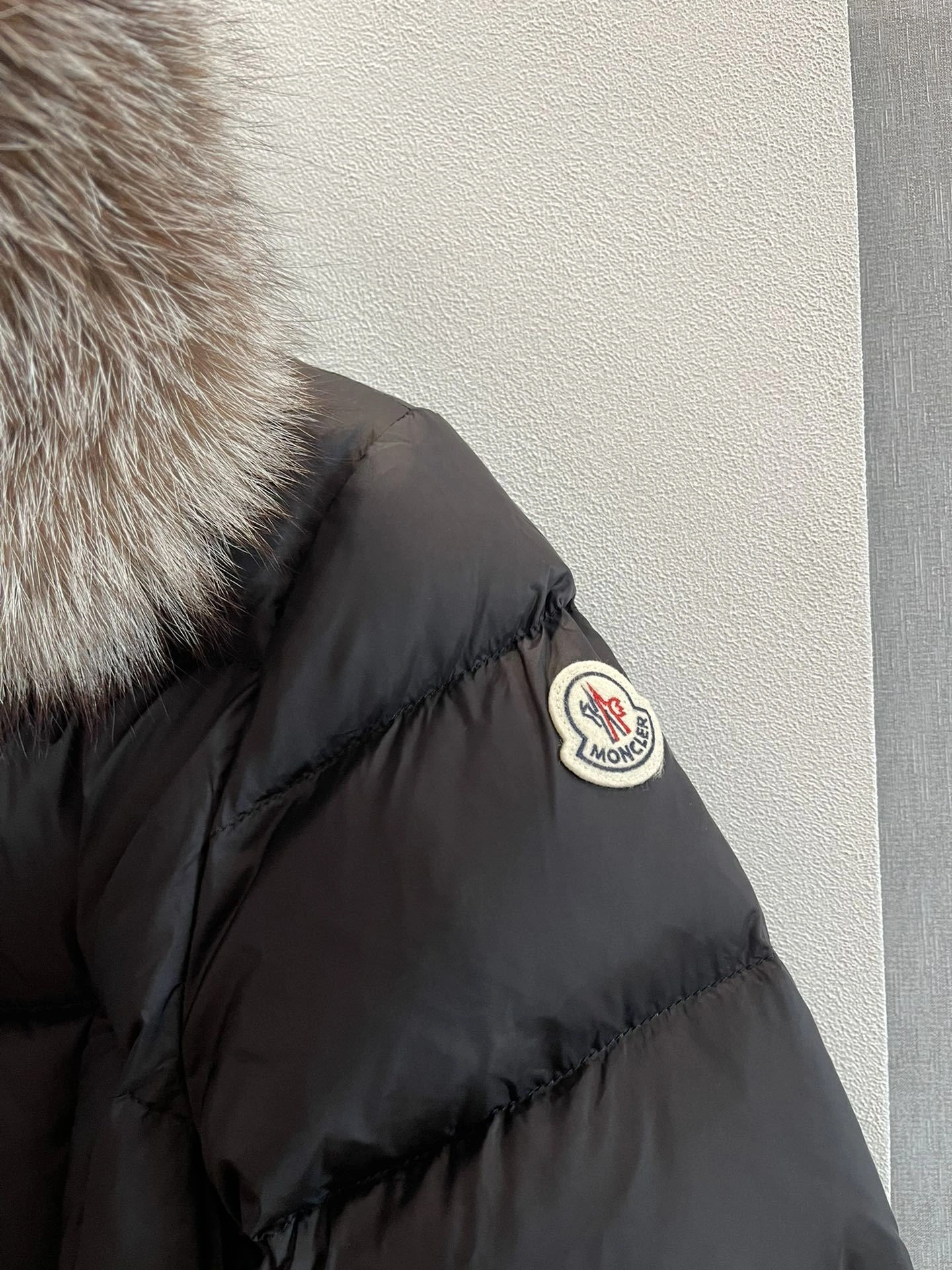 Victoria- 7o9385r Down Jacket 3colour item:D-F205I0809-3