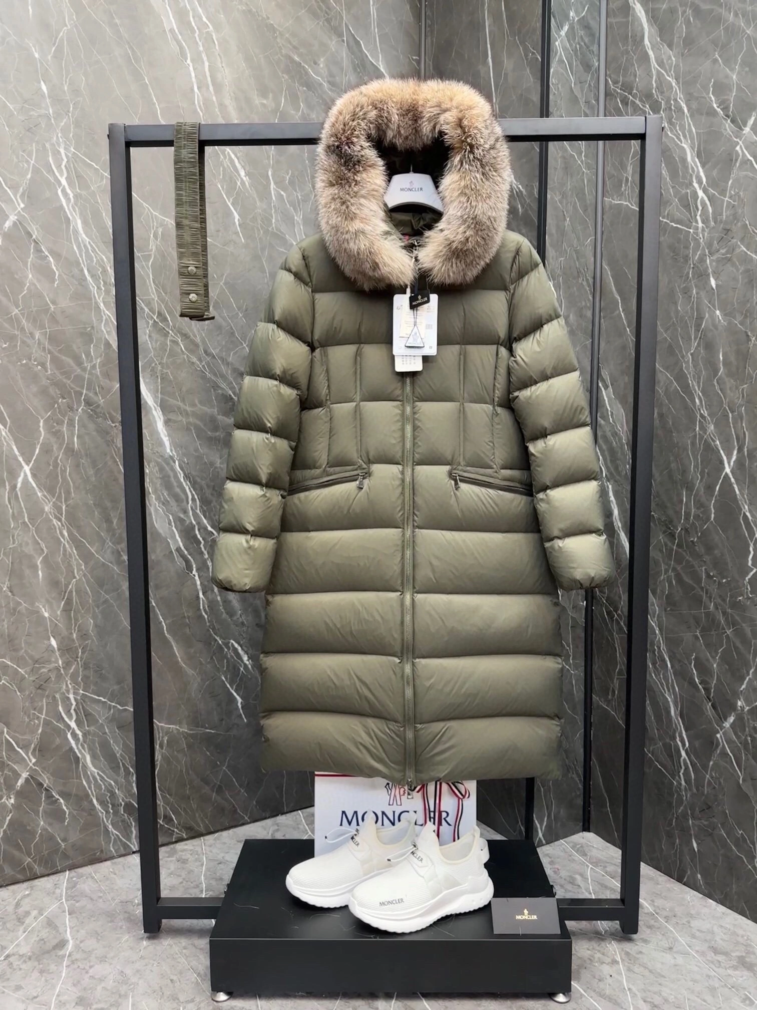 Victoria- 7o9385r Down Jacket 4colour item:D-F409J2630-4