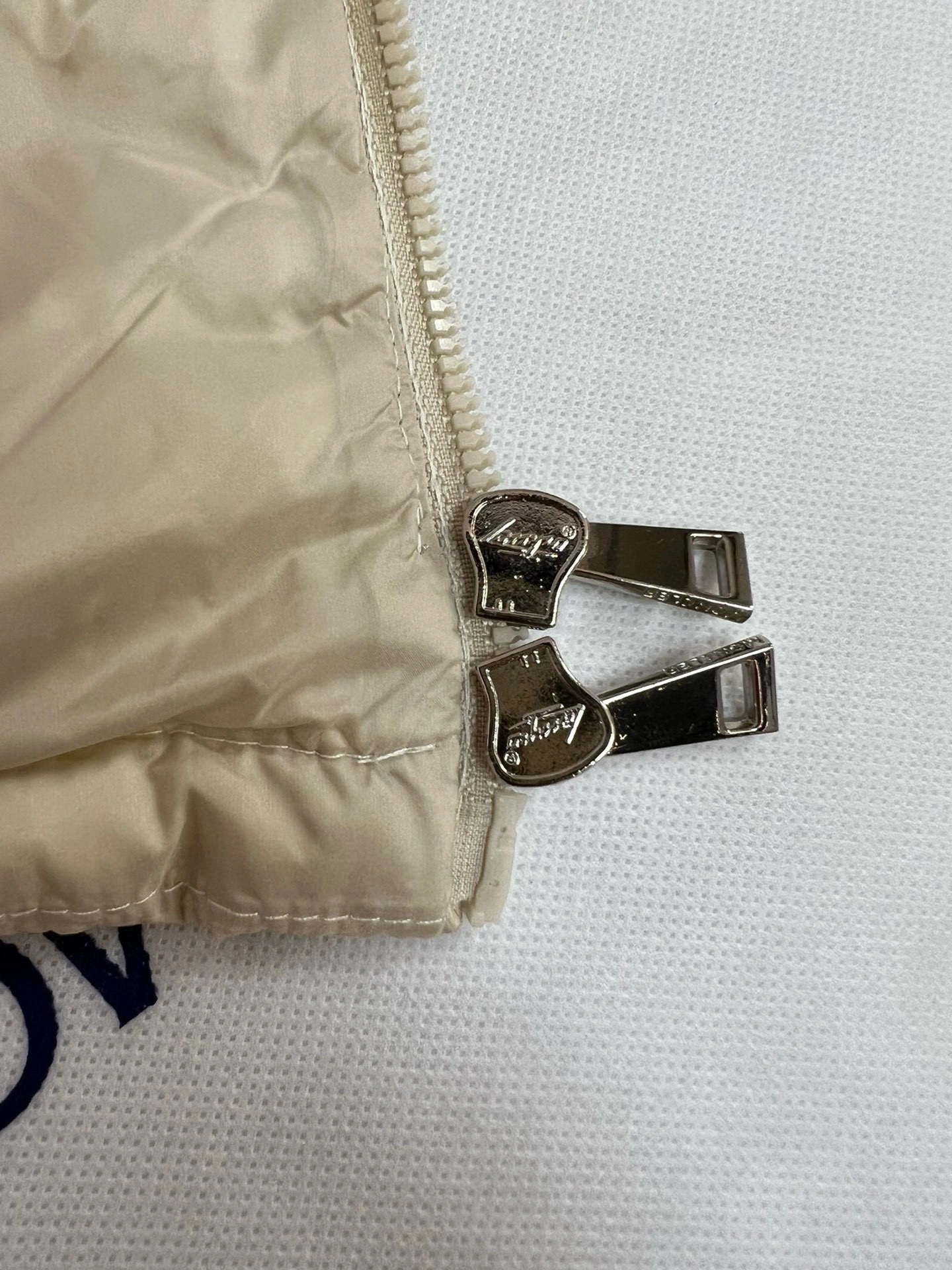 Victoria- 7o9385r Down jacket 2colour item:D-F205I0806-2