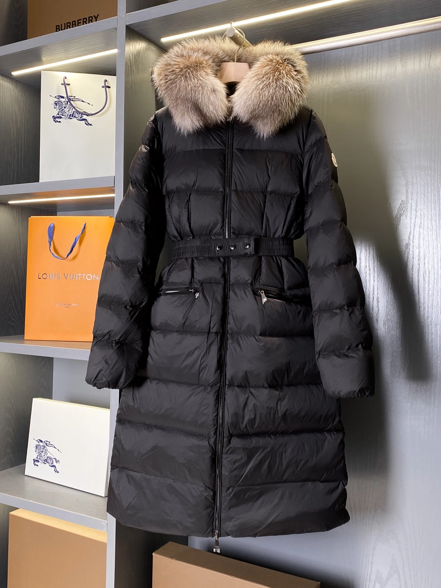 Victoria- 7o9385r Down jacket fox hair 90% goose down item:E-F020K1608H