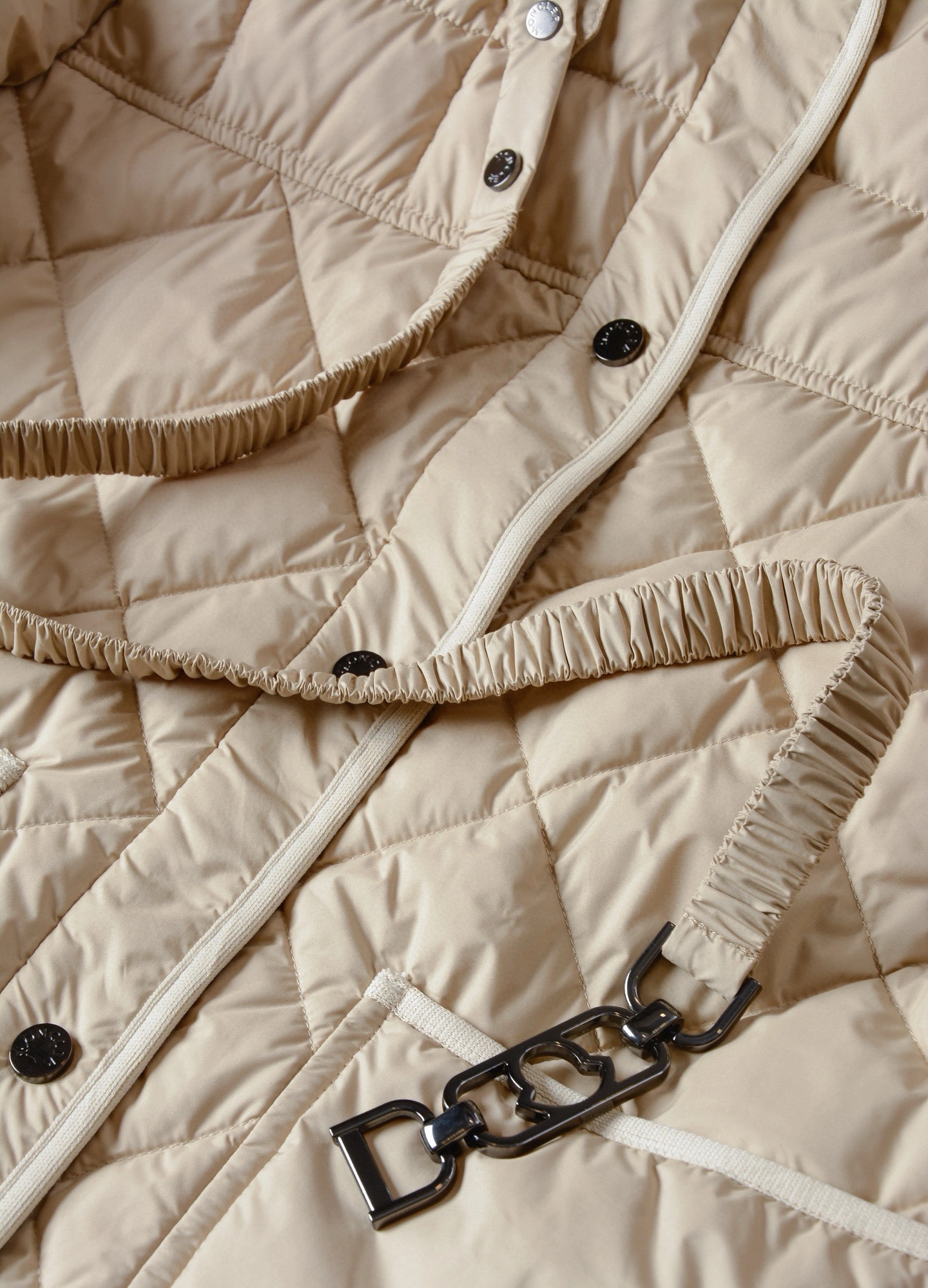 Victoria- 7o9385r Down jacket white goose down 2colour item:E-F020I2003-2