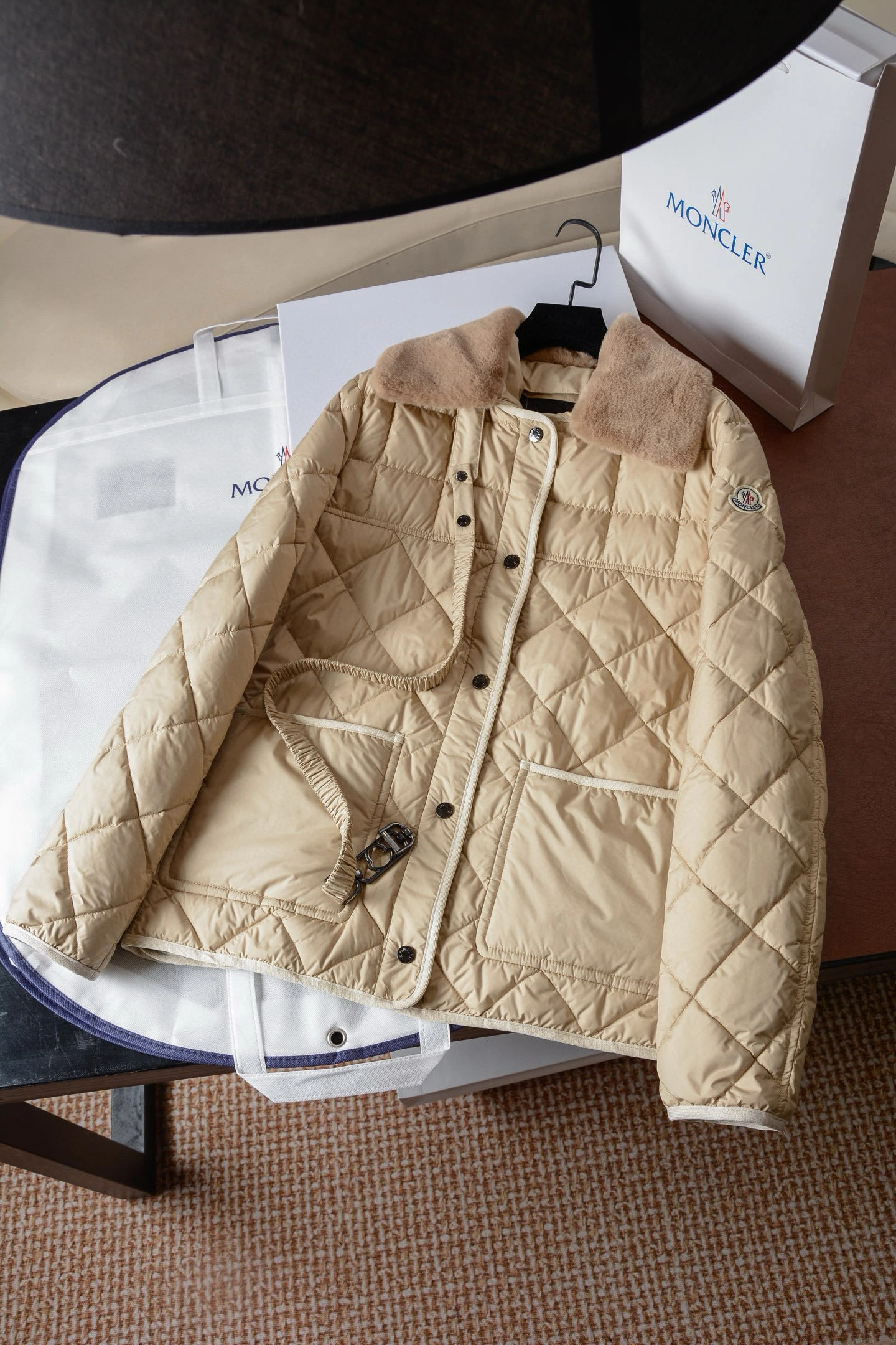 Victoria- 7o9385r Down jacket white goose down 2colour item:E-F020I2003-2