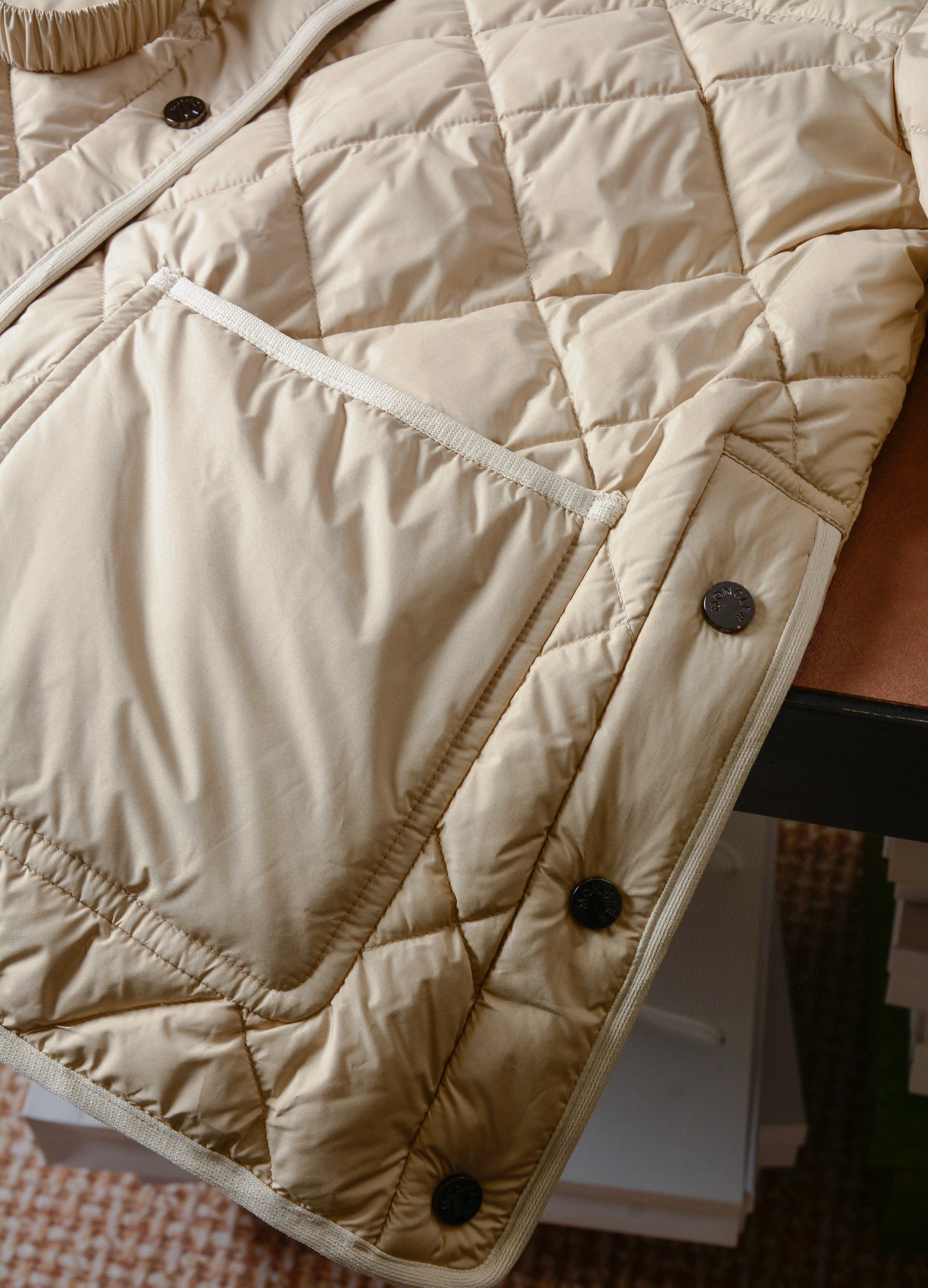 Victoria- 7o9385r Down jacket white goose down 2colour item:E-F020I2003-2