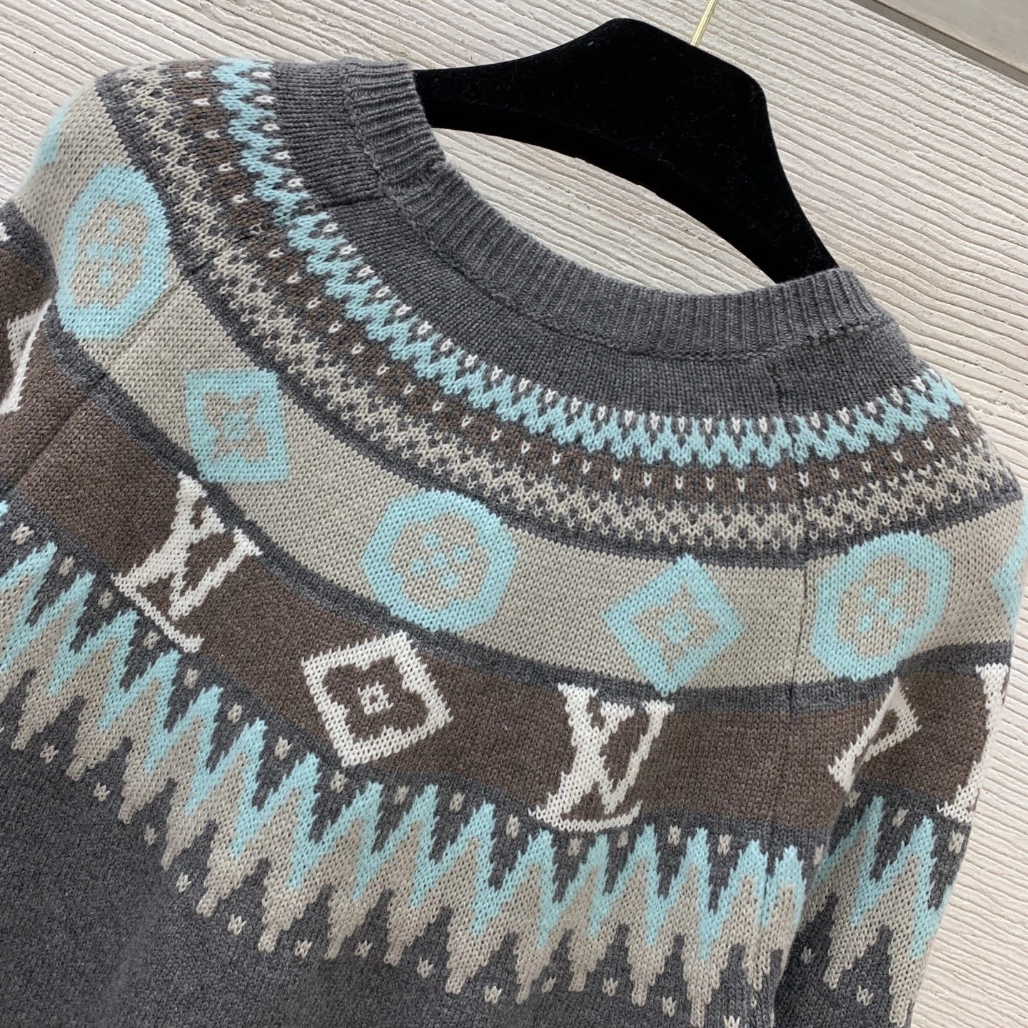 Victoria- 8V 2colour item:E-F044K0243-2