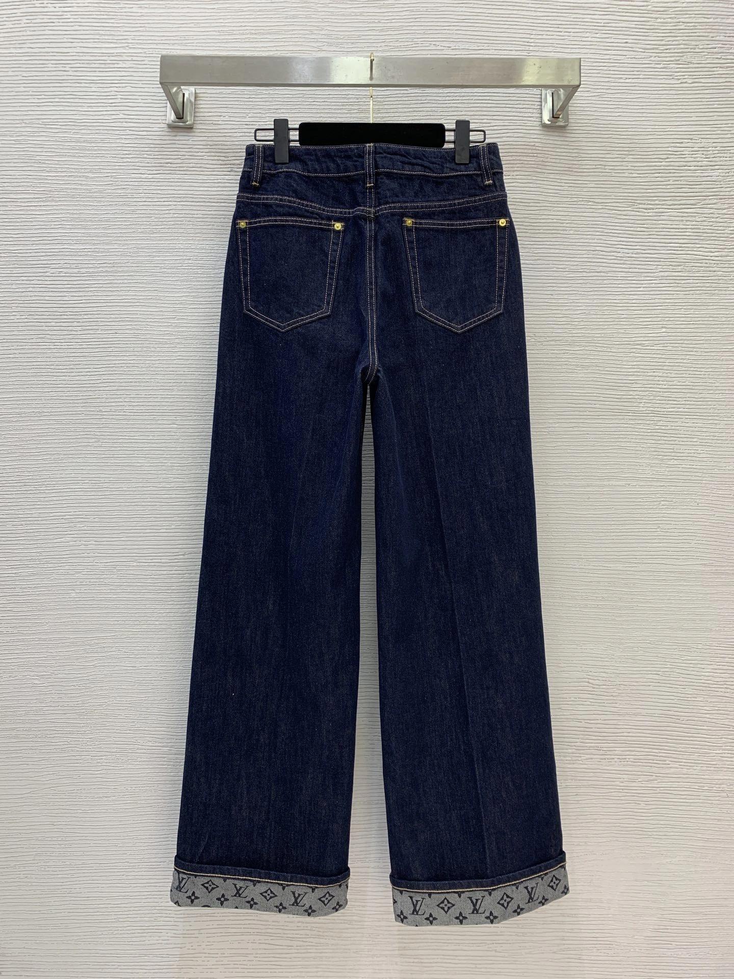 Victoria- 8V Cotton item:E-F044I0244