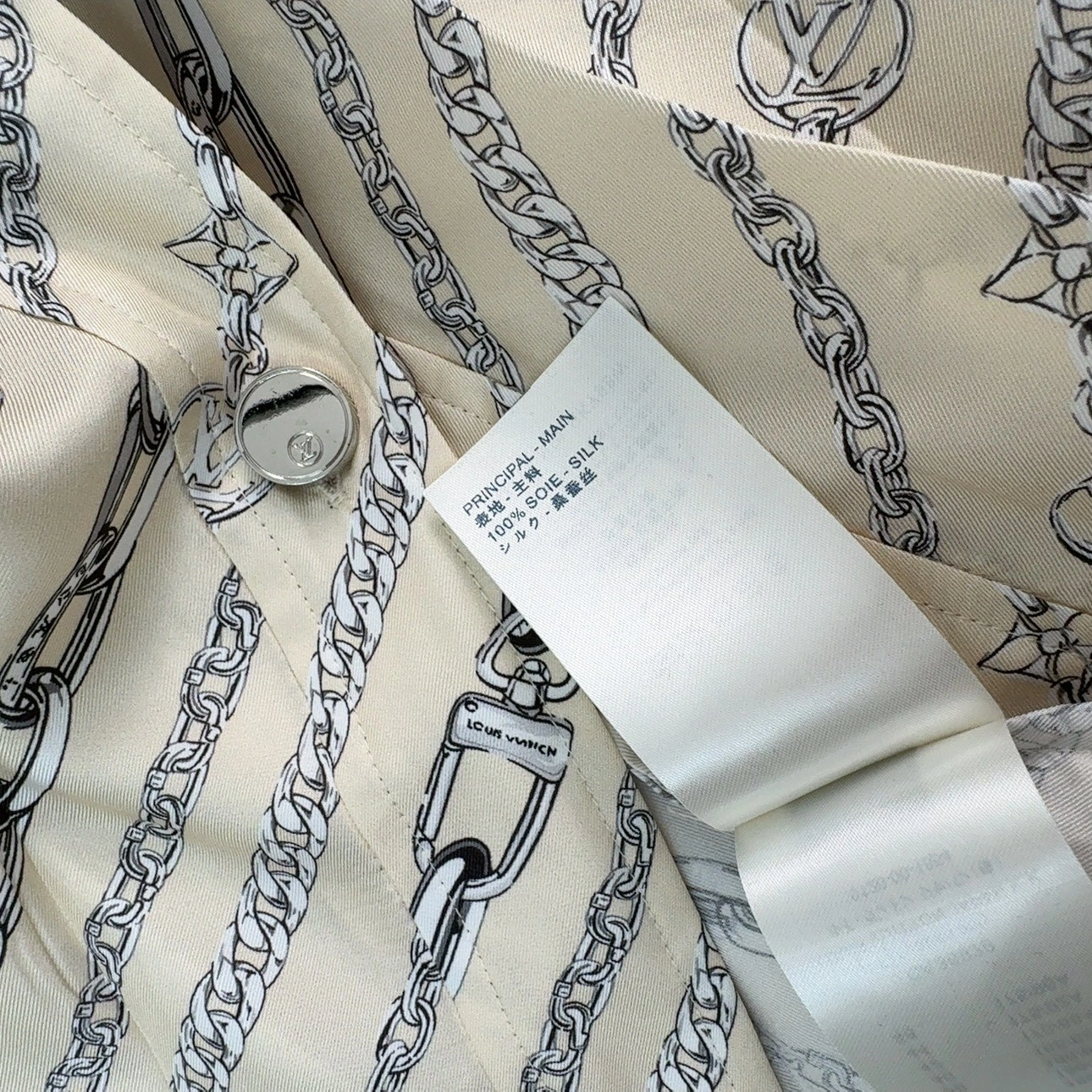 Victoria- 8V MONOGRAM Real silk item:E-F240B2316