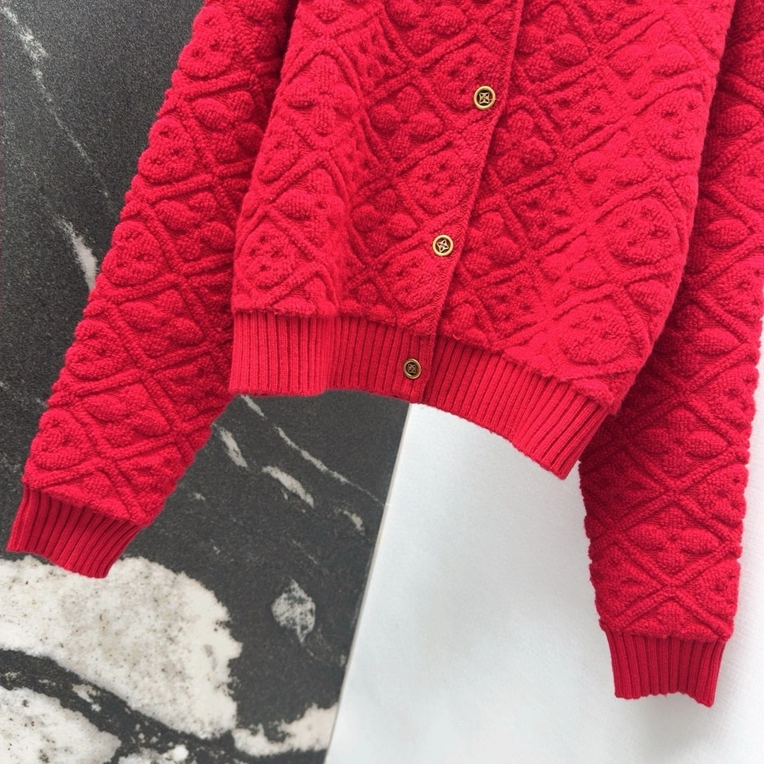 Victoria- 8V MONOGRAM item:E-F240A0303-3