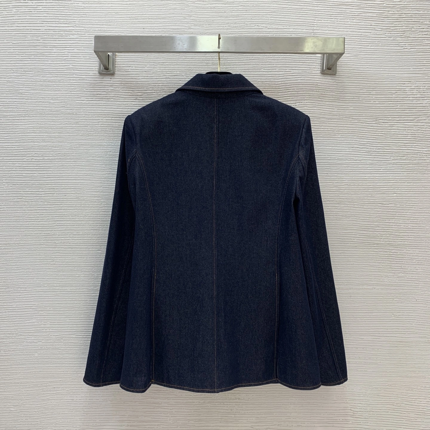 Victoria- 8V item: E-F044J0546