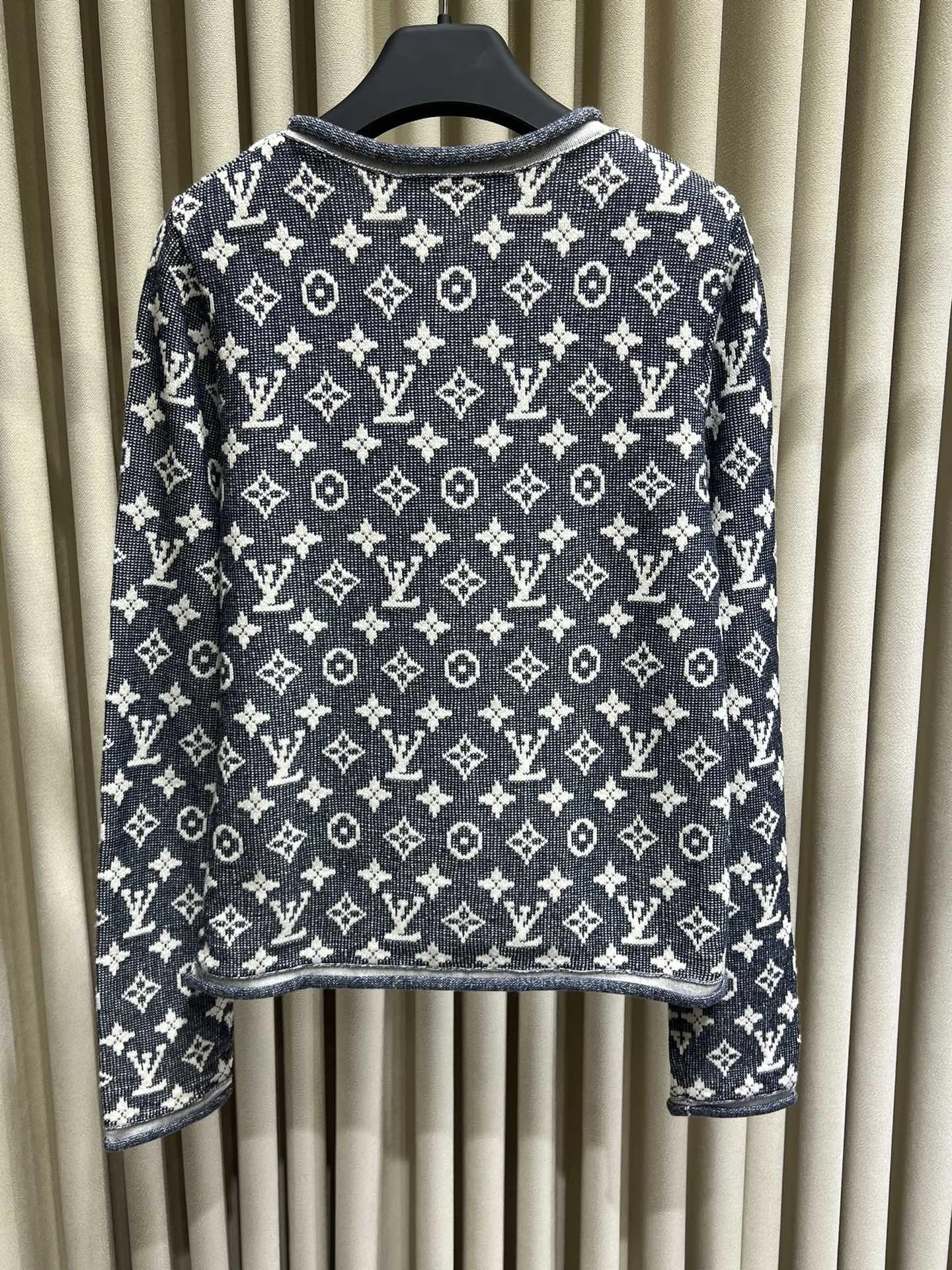 Victoria- 8V item:D-F140J5212