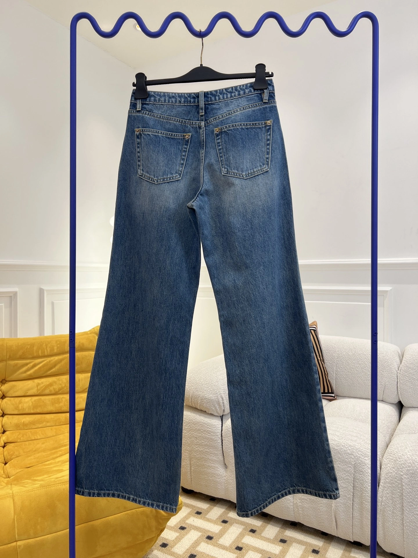 Victoria- 8V item:D-F240H2634
