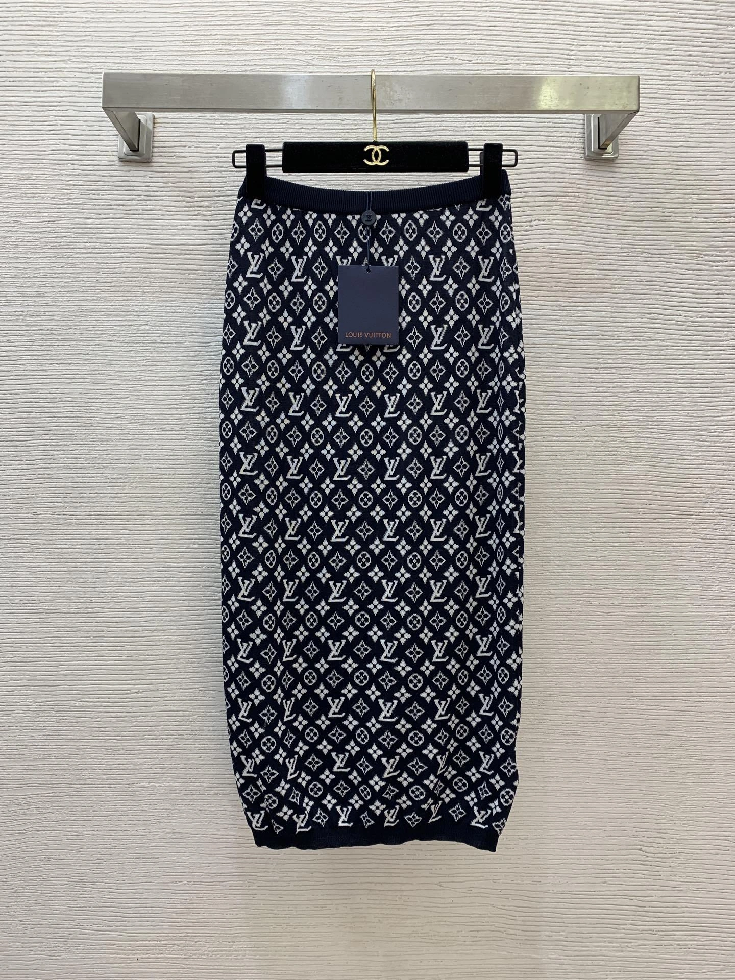 Victoria- 8V item:E-F044I0243